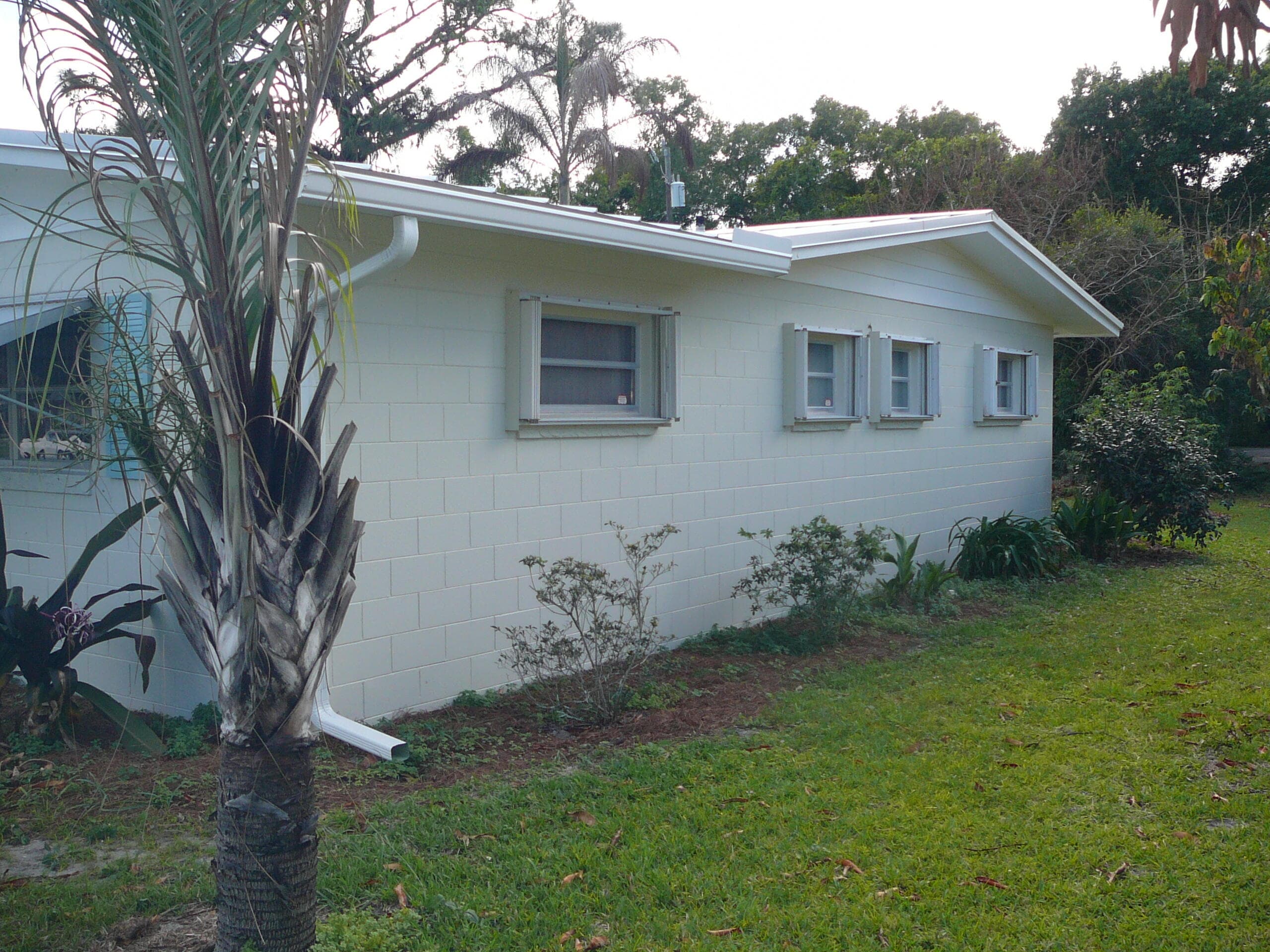 2921 Sherwood Lane, Fort Pierce, FL 34982 — photo 4 of 36