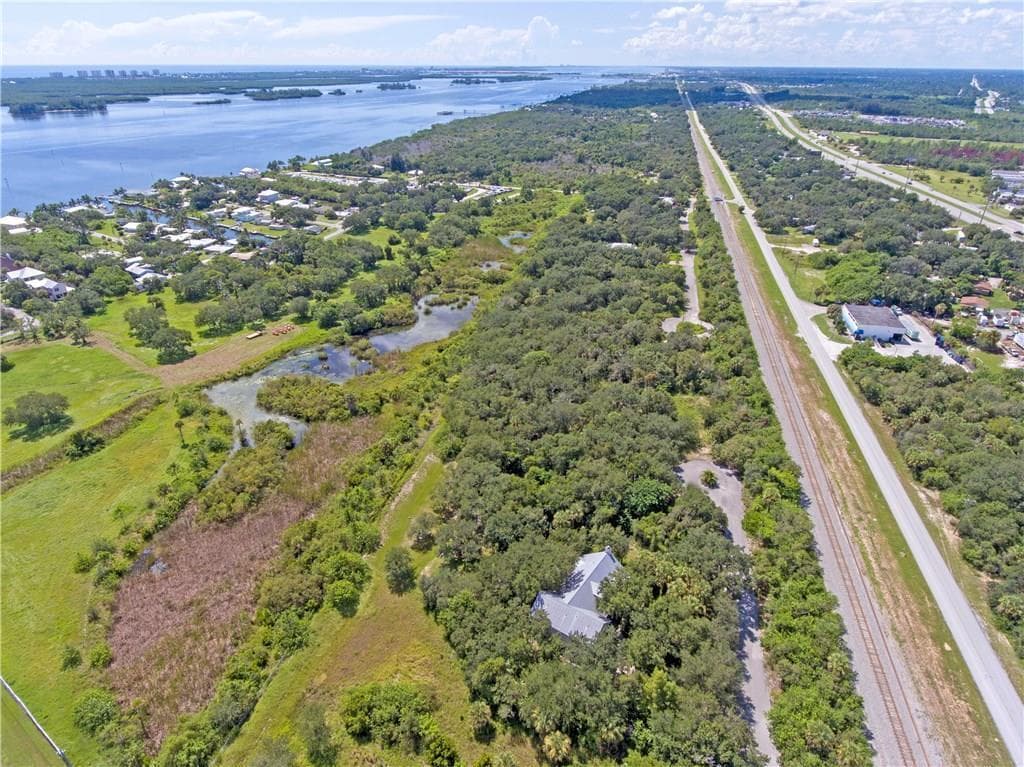 4108 Mariner Oaks Way, St. Lucie Village, FL 34946 — photo 3 of 15