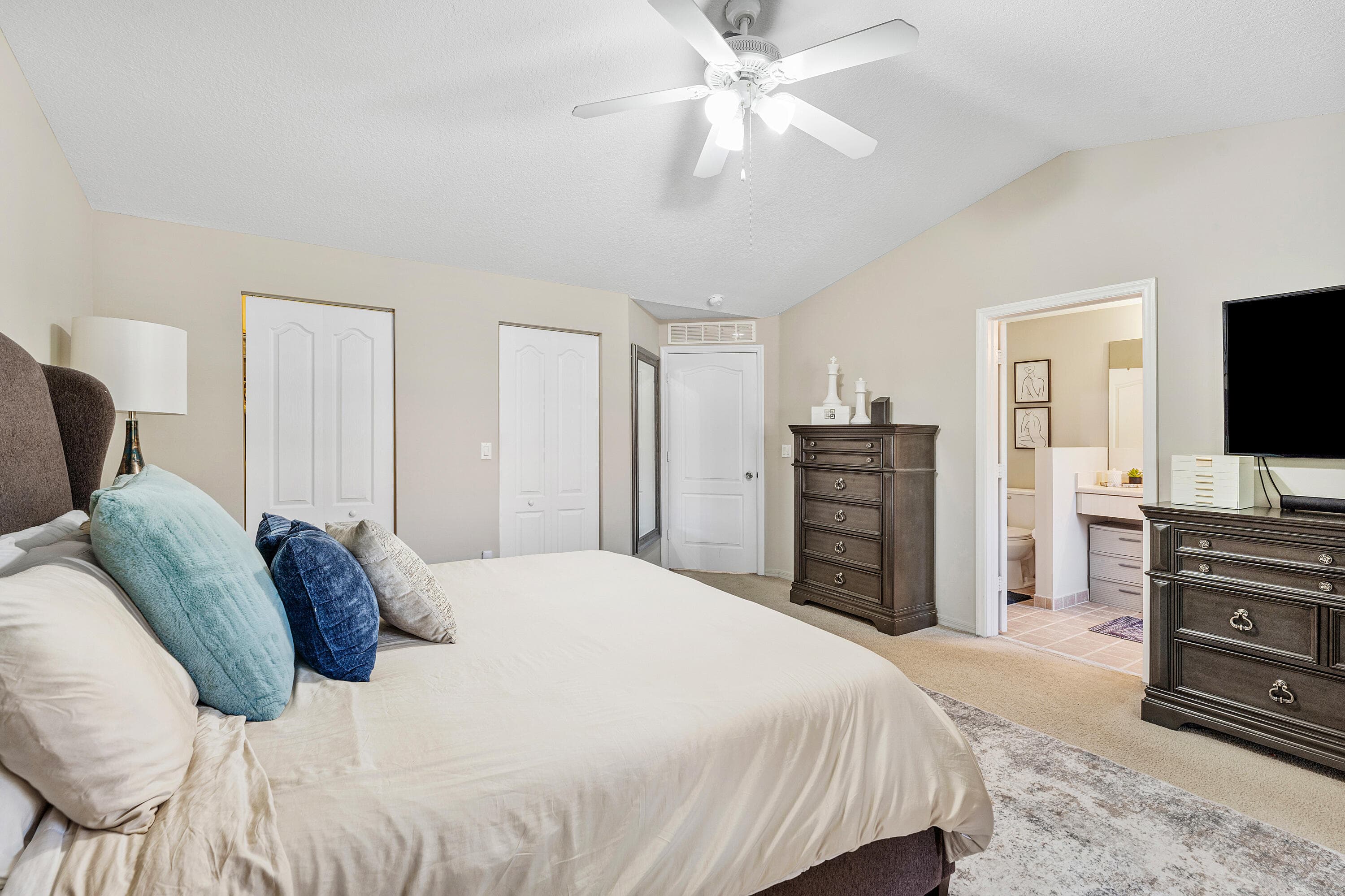 6102 Seminole Gardens Circle, Riviera Beach, FL 33418 — photo 10 of 18