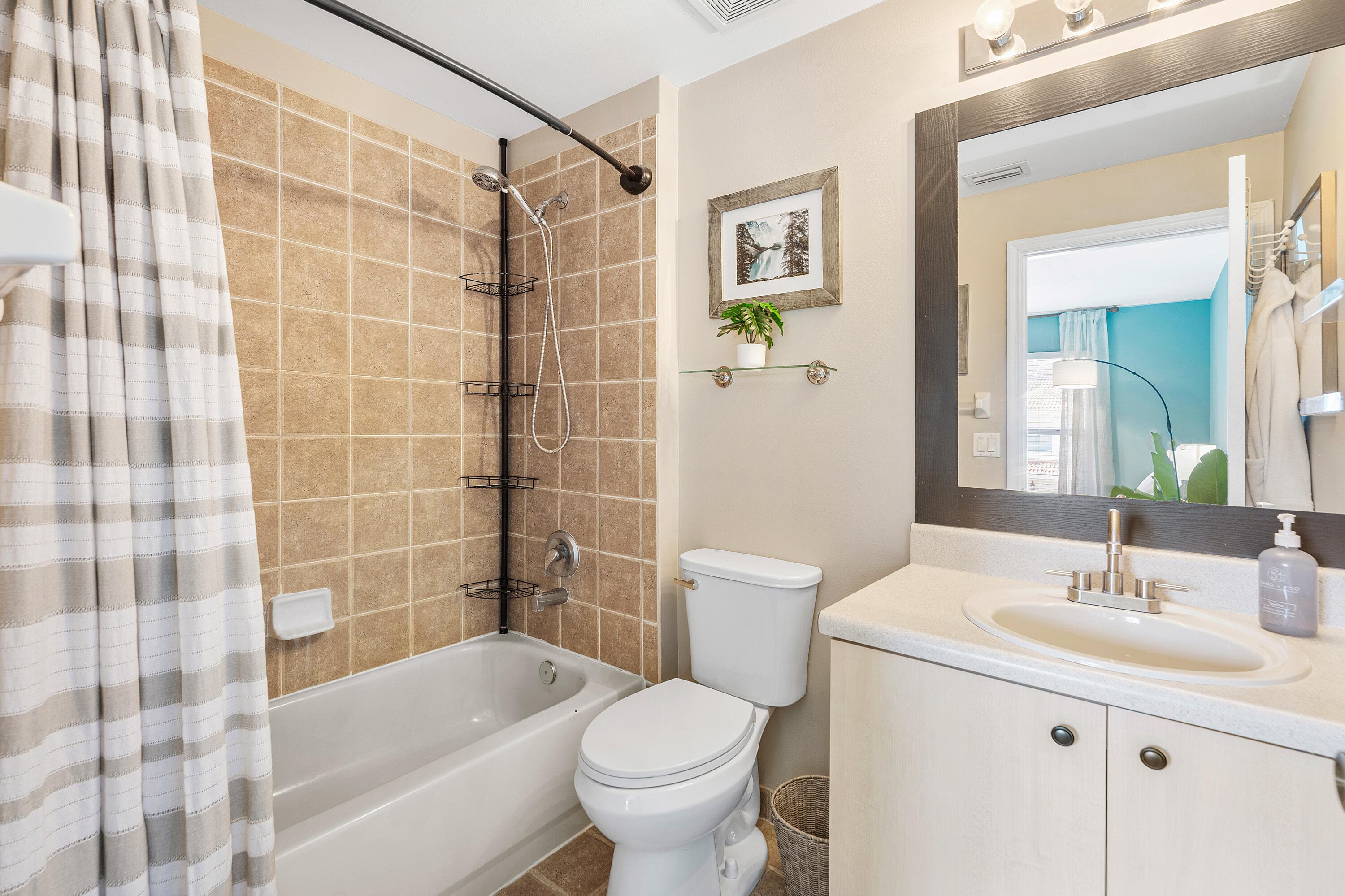 6102 Seminole Gardens Circle, Riviera Beach, FL 33418 — photo 14 of 18