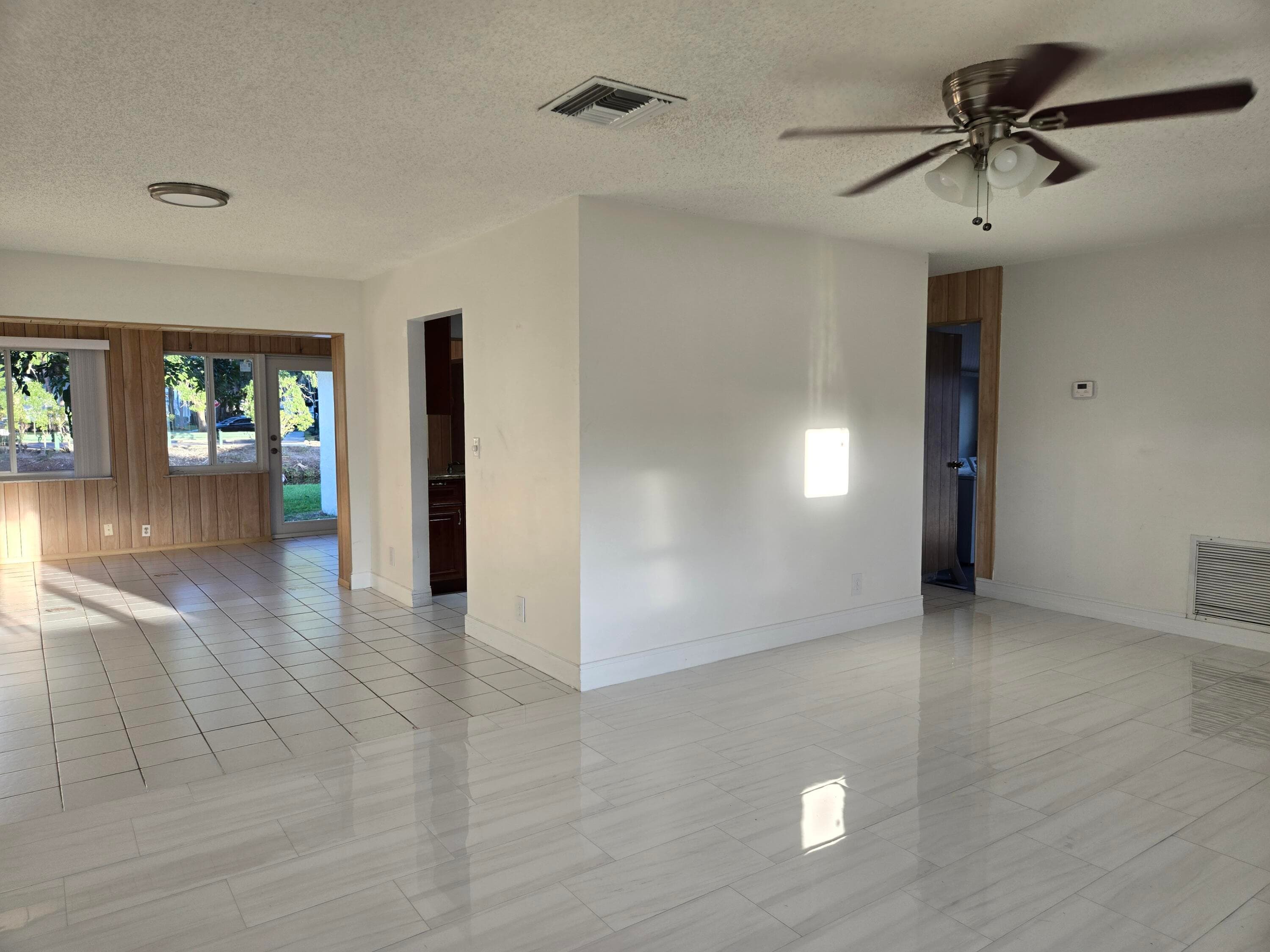 1320 NW 82nd Avenue, Plantation, FL 33322 — photo 6 of 10