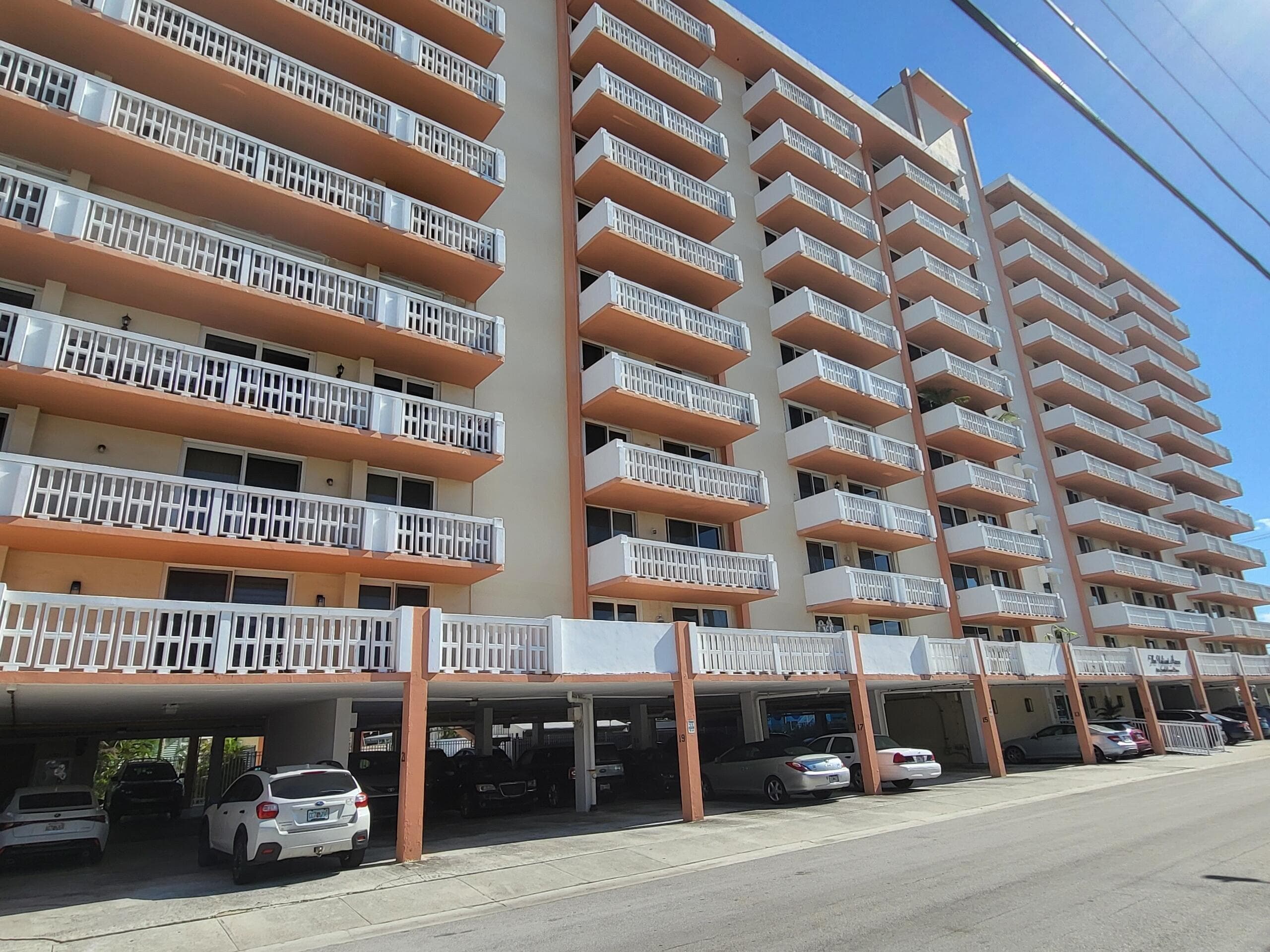 801 S Ocean Drive 805, Hollywood, FL 33019 — photo 35 of 40