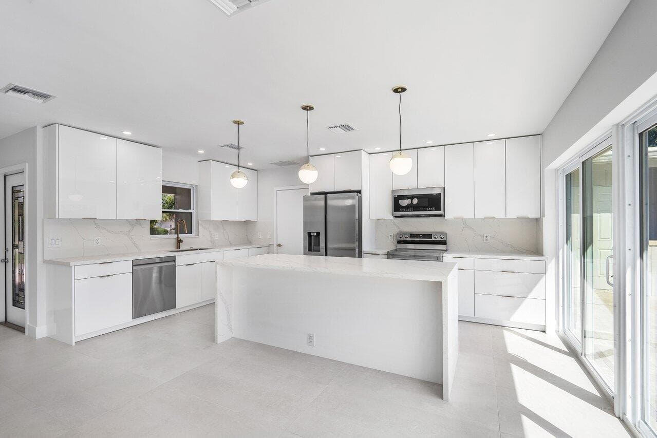 46 SW 9th Avenue, Boca Raton, FL 33486 — photo 10 of 41