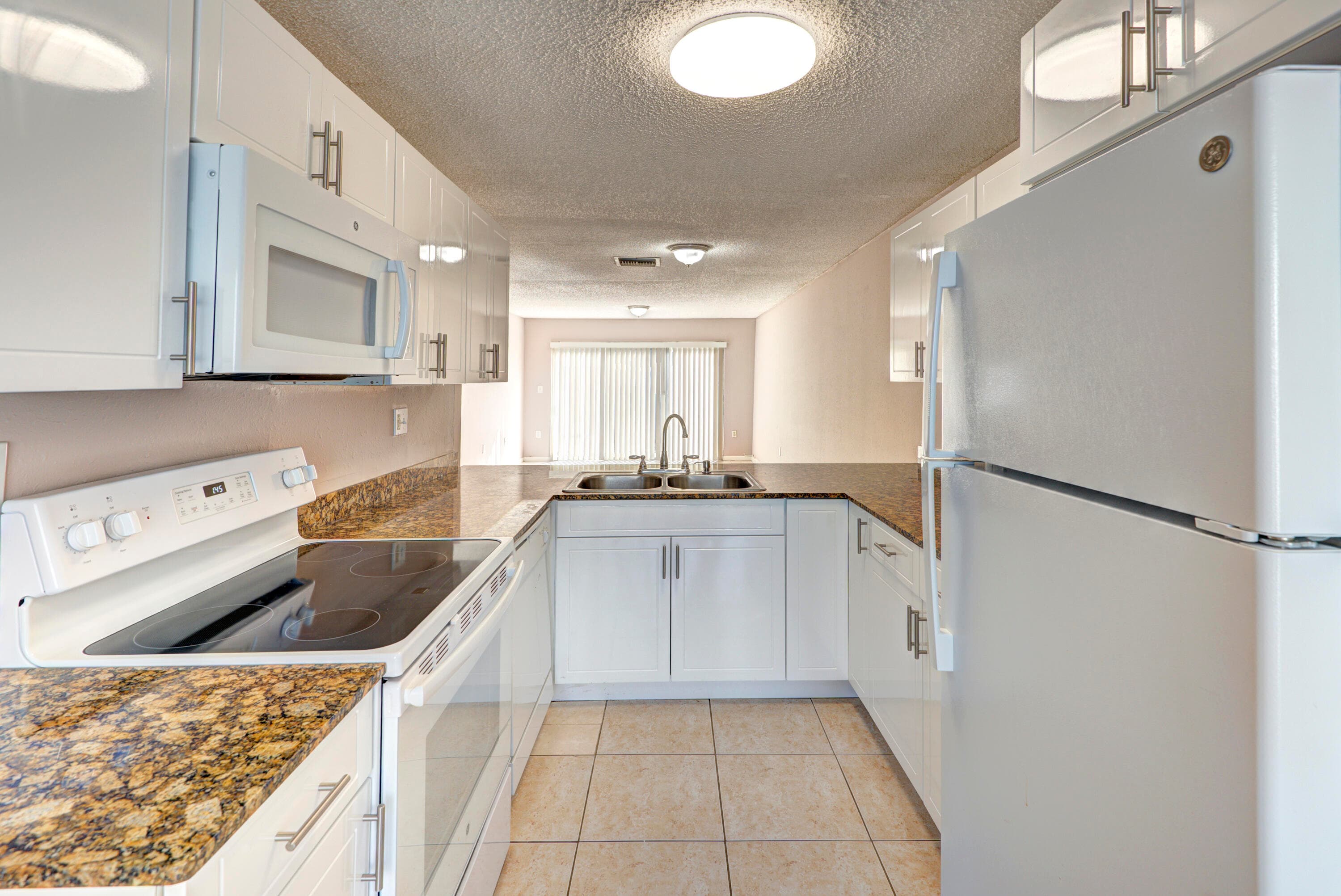 858 Crystal Lake Drive, Deerfield Beach, FL 33064 — photo 4 of 21