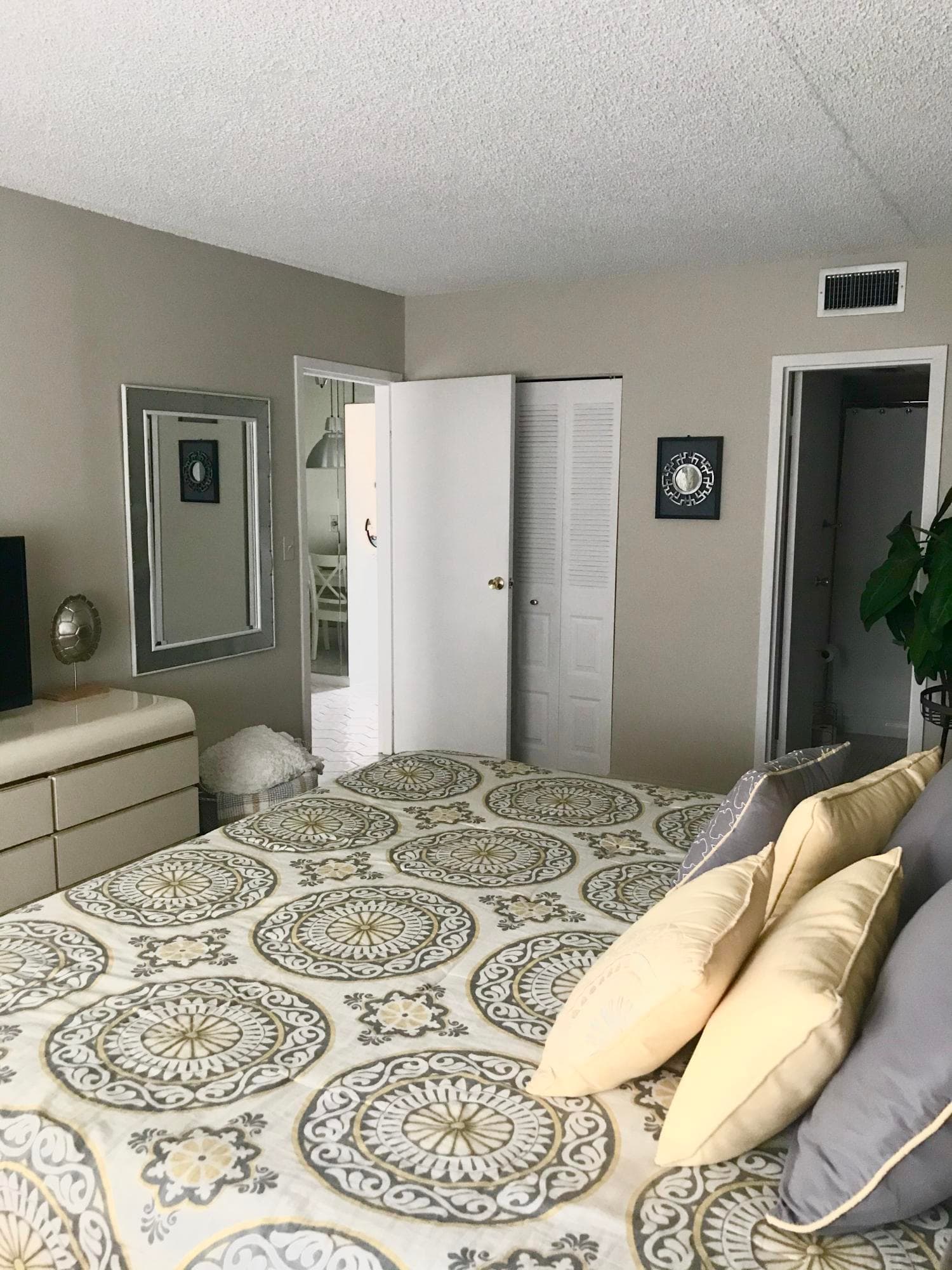 1010 Country Club Drive 206, Margate, FL 33063 — photo 8 of 12