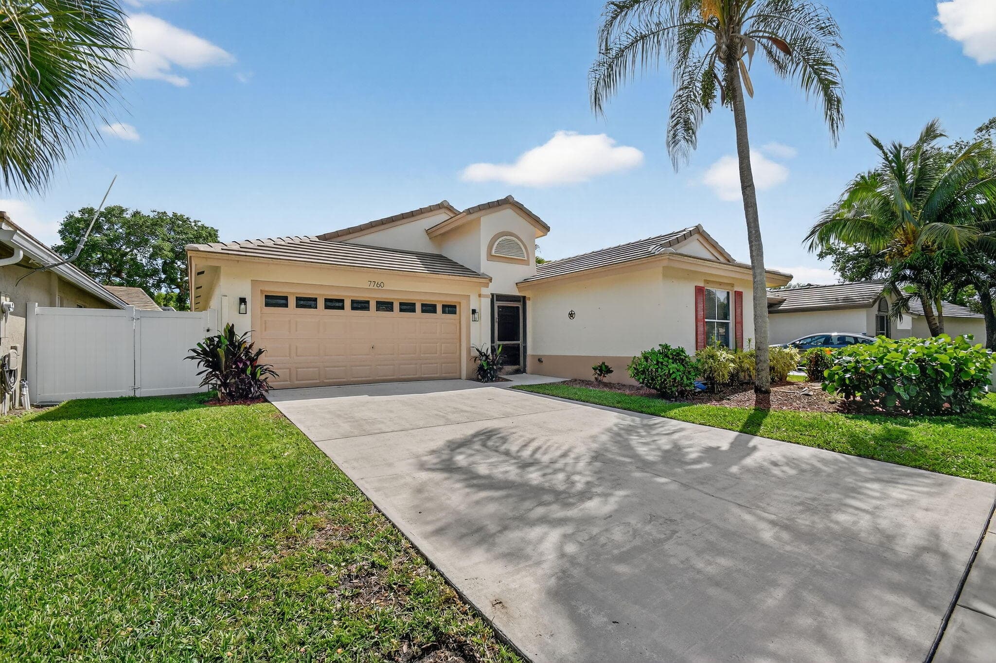7760 Manor Forest Lane, Boynton Beach, FL 33436 — photo 4 of 71