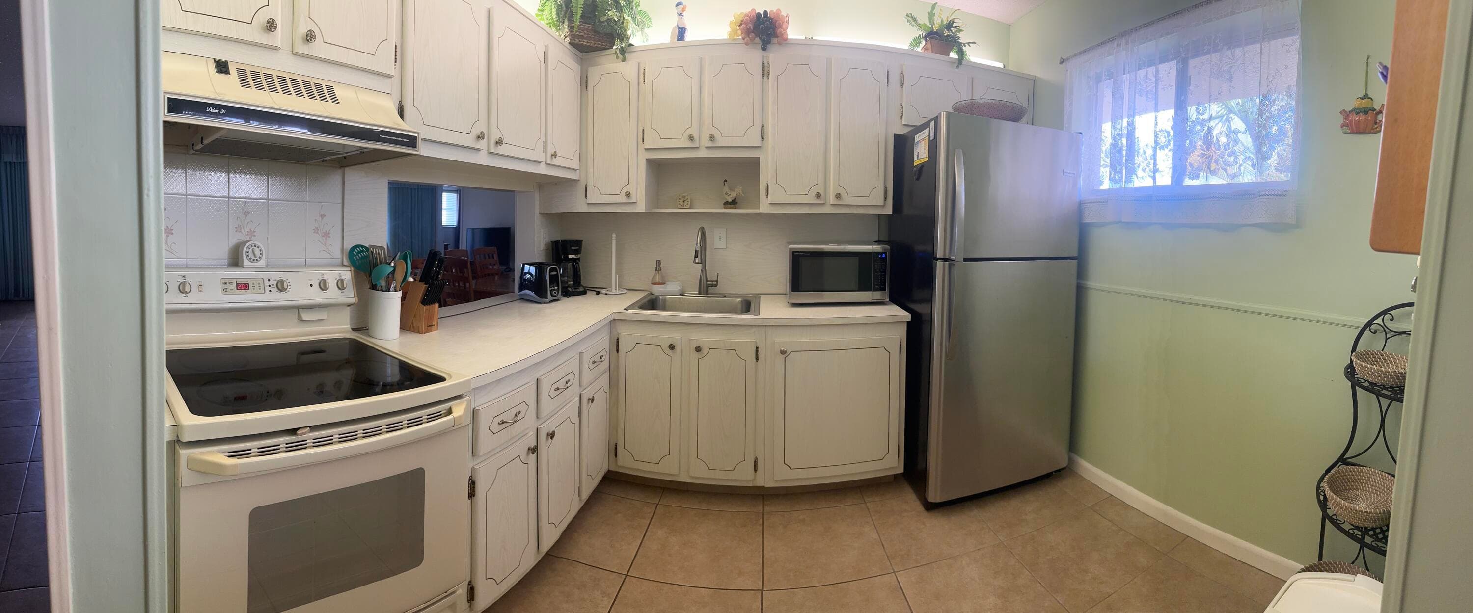 2812 S Garden Dr S 304, Lake Worth, FL 33461 — photo 14 of 28