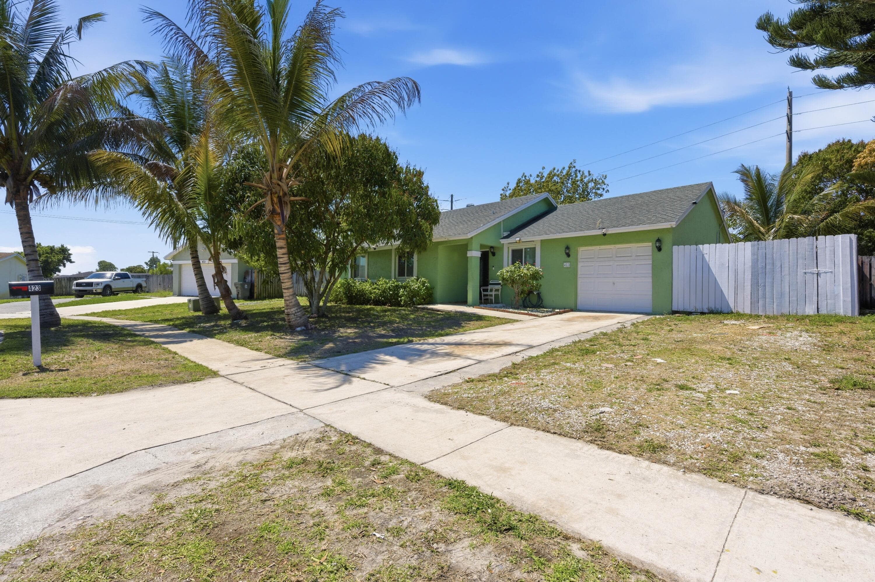 423 Foresta Terrace, West Palm Beach, FL 33415 — photo 3 of 13