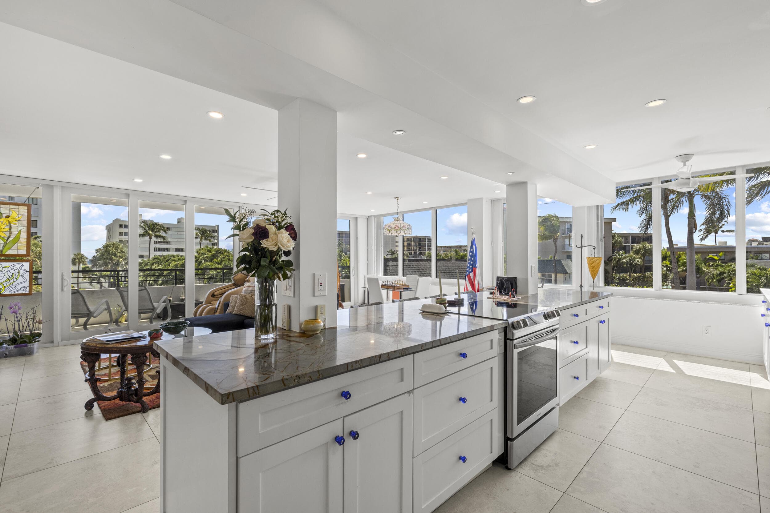 3589 S Ocean Boulevard 306, South Palm Beach, FL 33480 — photo 2 of 44