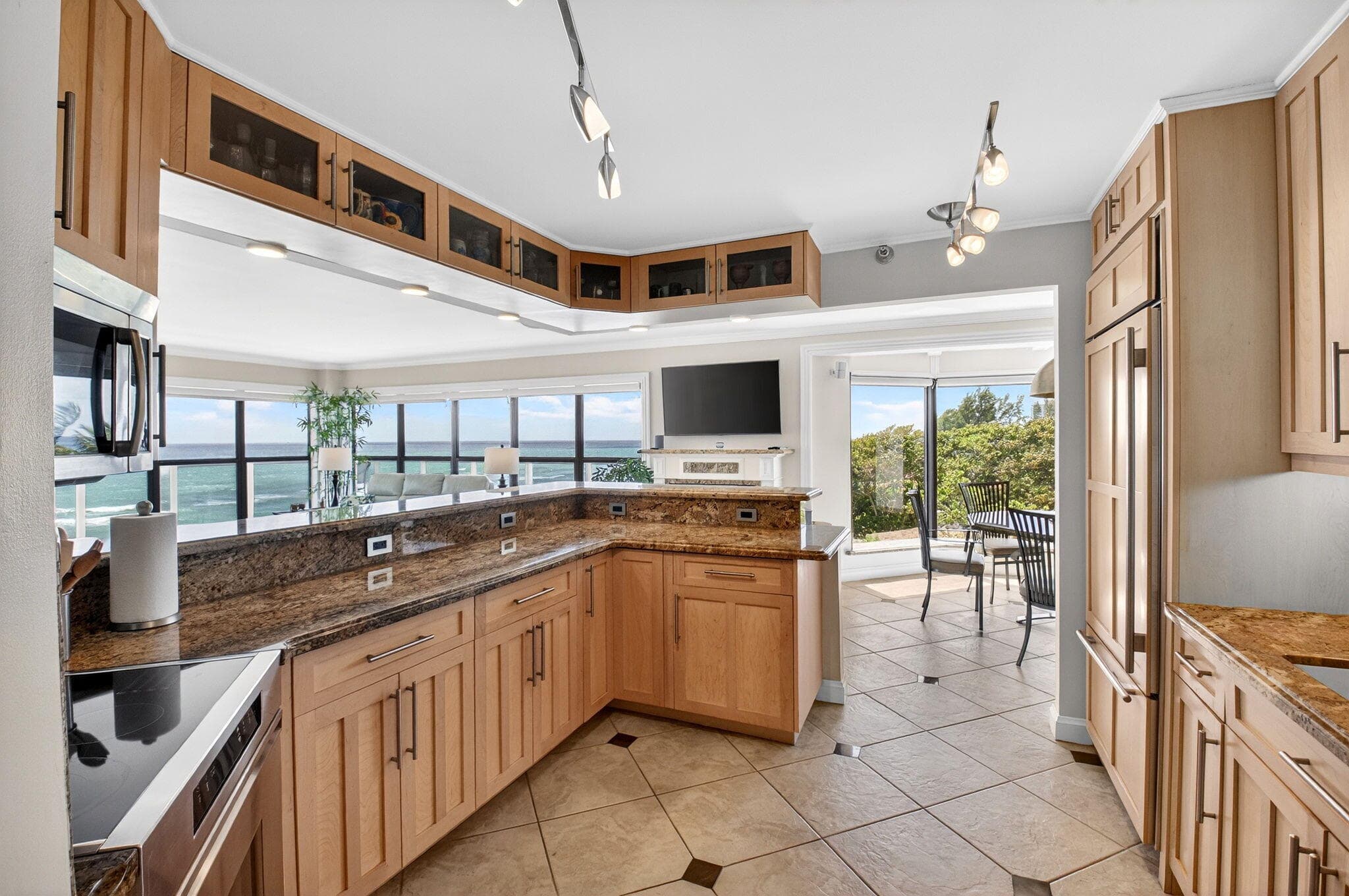4605 S Ocean Boulevard 5a, Highland Beach, FL 33487 — photo 7 of 27