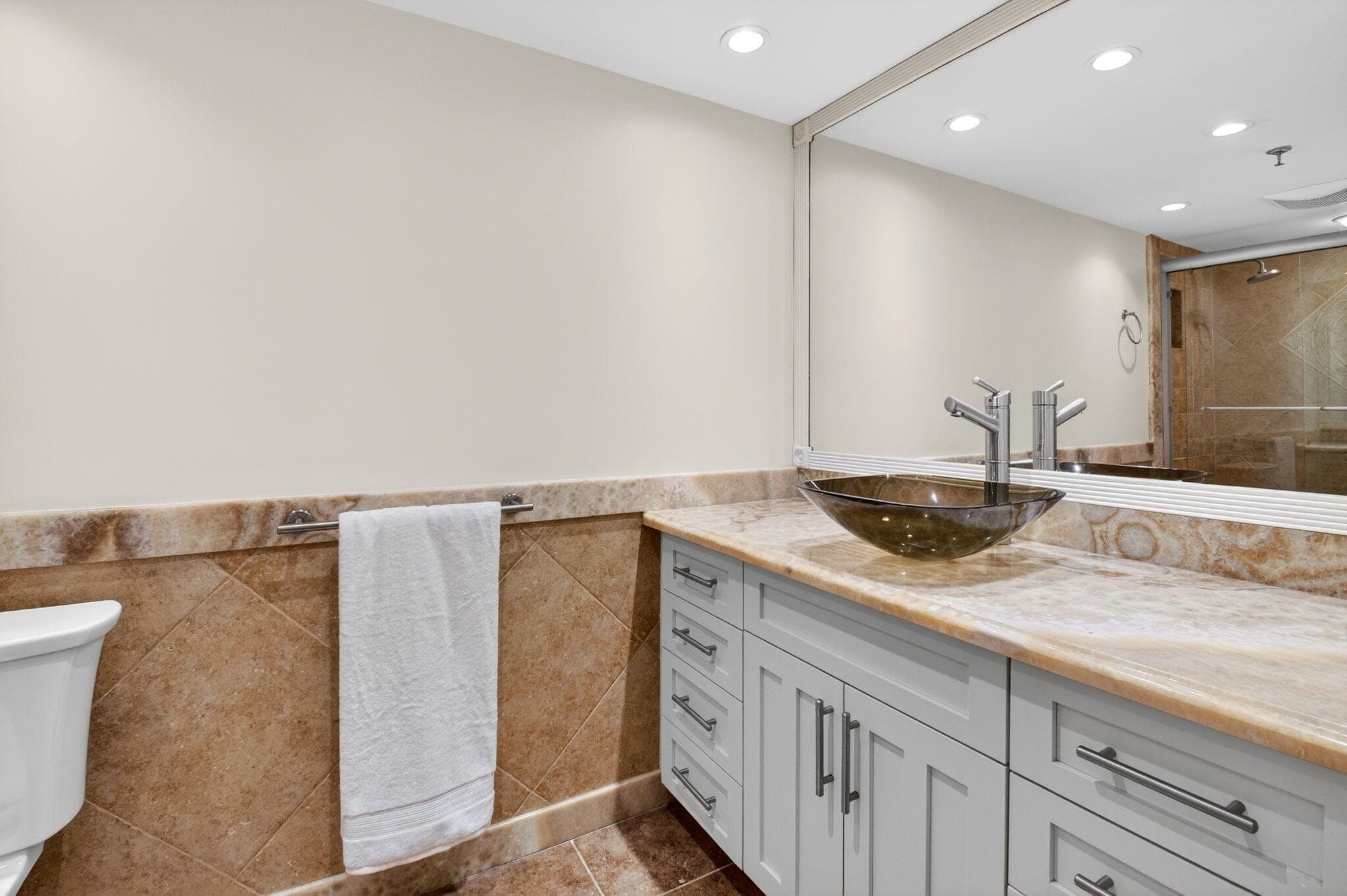 4605 S Ocean Boulevard 5a, Highland Beach, FL 33487 — photo 13 of 27