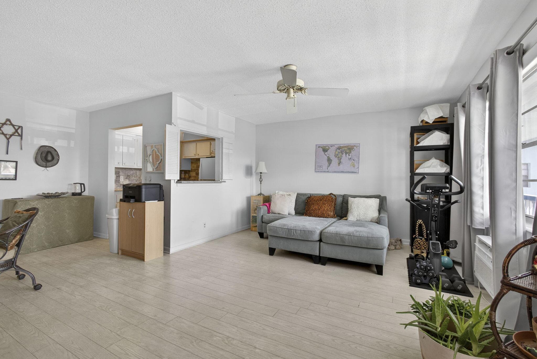 106 Camden E, West Palm Beach, FL 33417 — photo 8 of 54