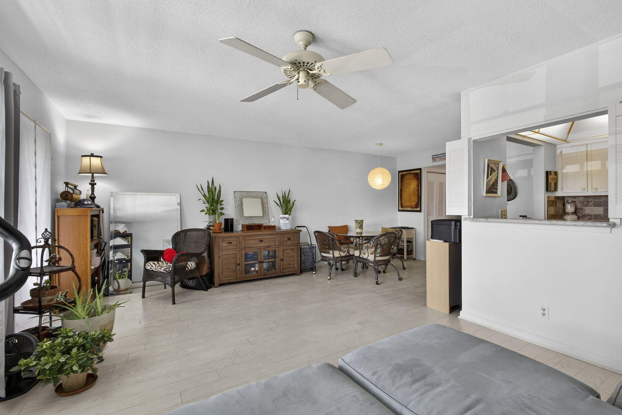 106 Camden E, West Palm Beach, FL 33417 — photo 11 of 54