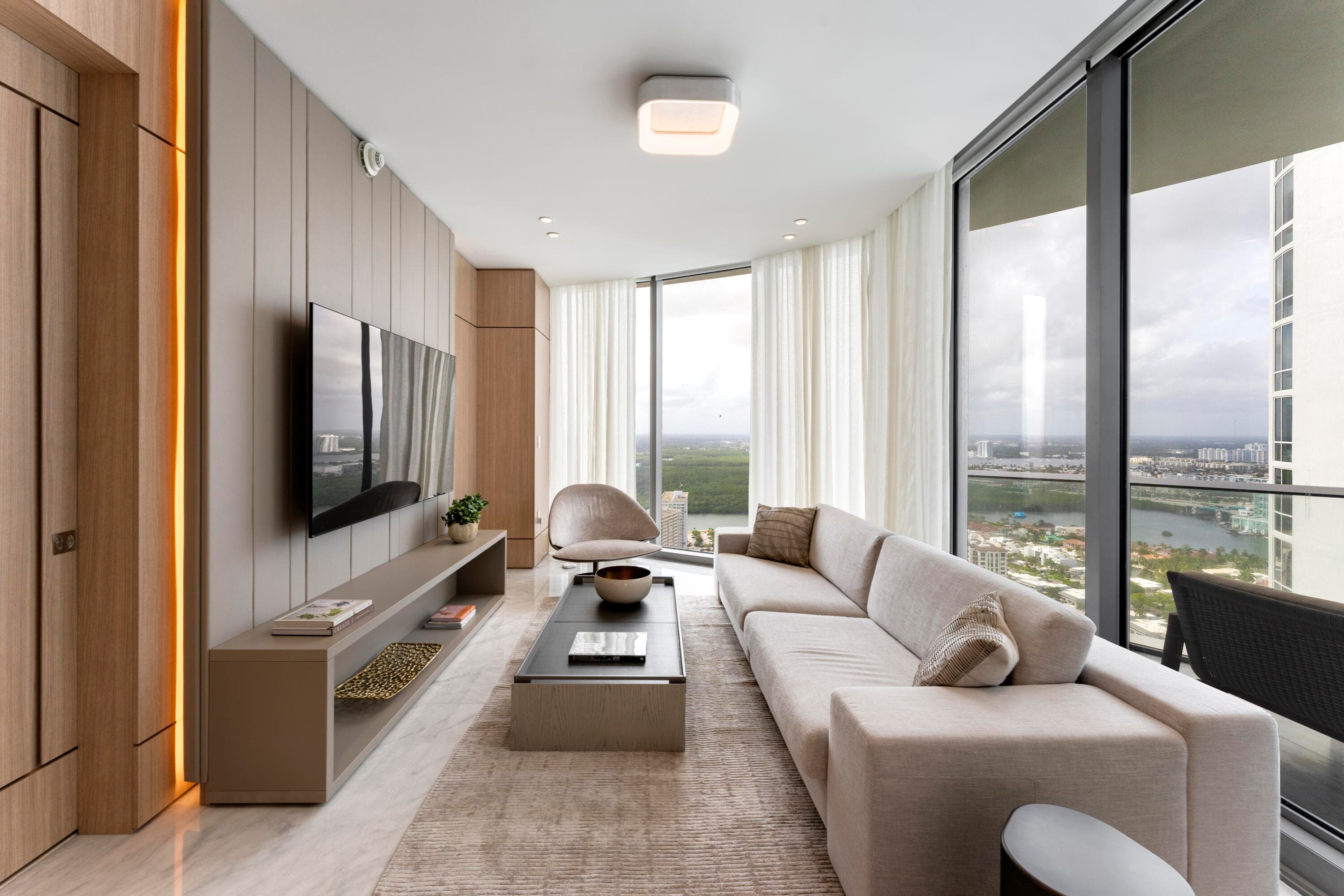 15701 Collins Avenue 3901, Sunny Isles Beach, FL 33160 — photo 16 of 36