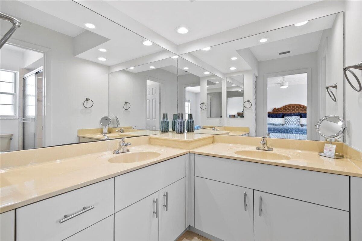 1121 Ocean Dunes Circle, Jupiter, FL 33477 — photo 17 of 44