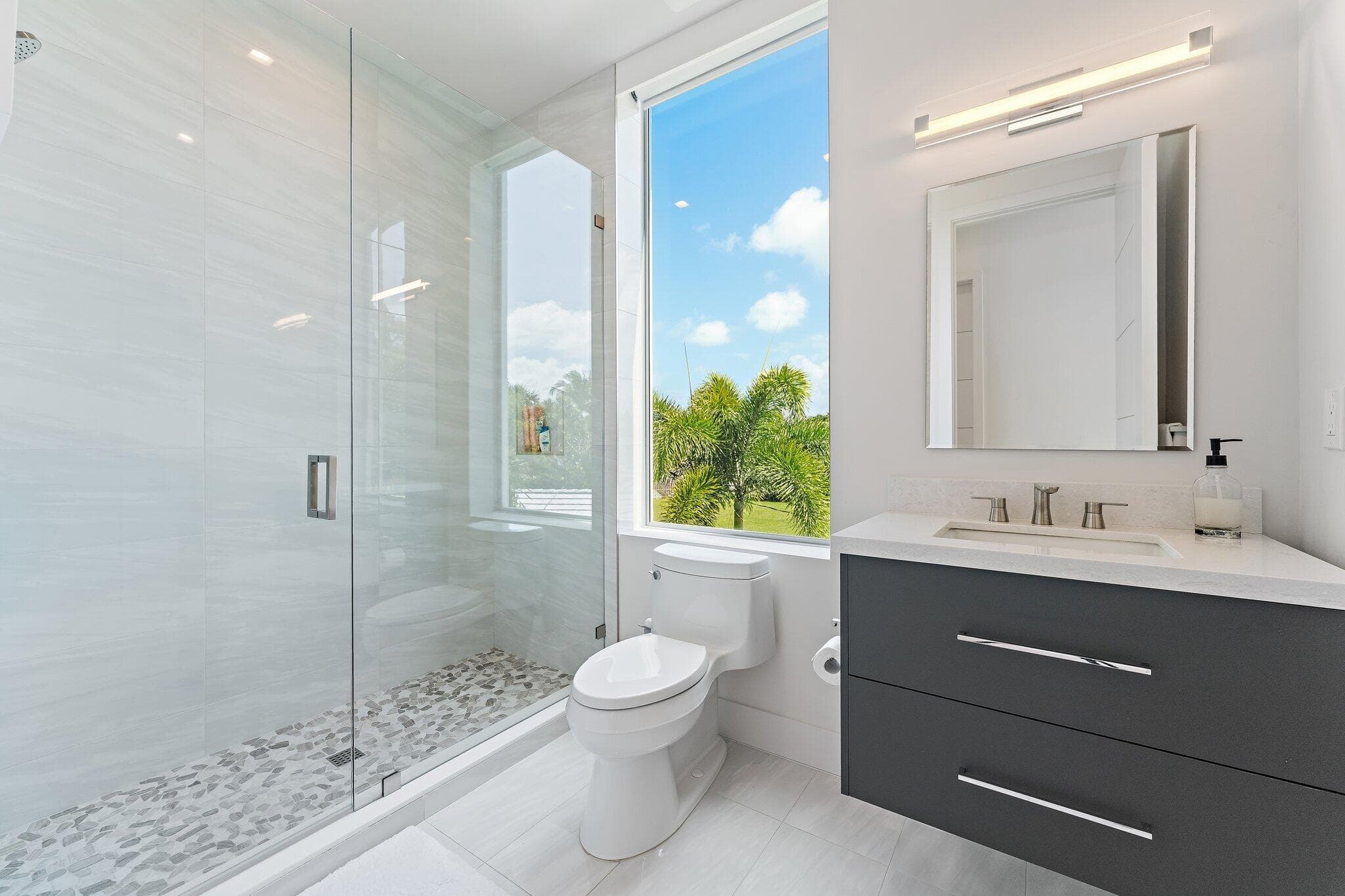 2162 Radnor Road, North Palm Beach, FL 33408 — photo 43 of 71