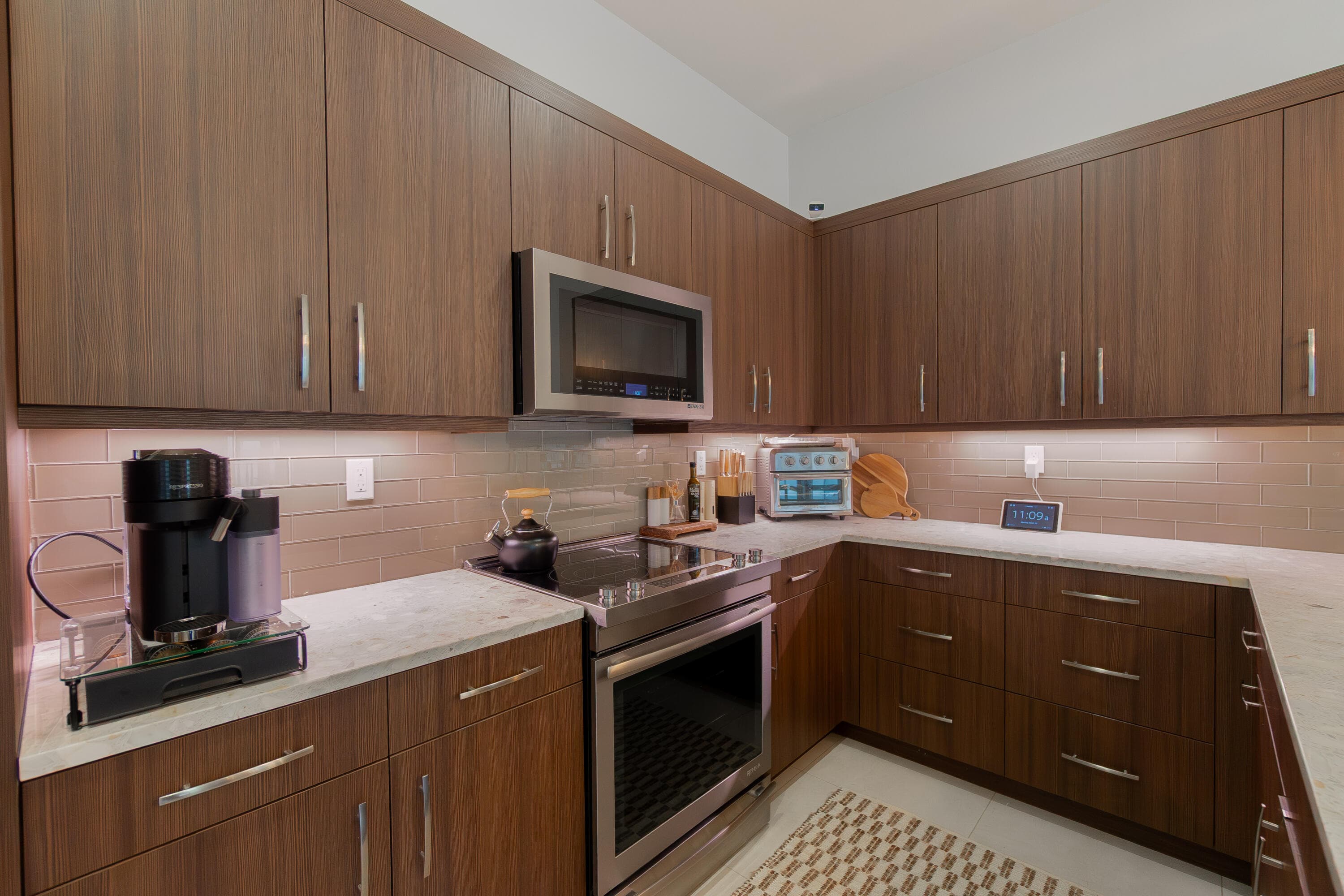 918 St George Boulevard, Delray Beach, FL 33483 — photo 9 of 36