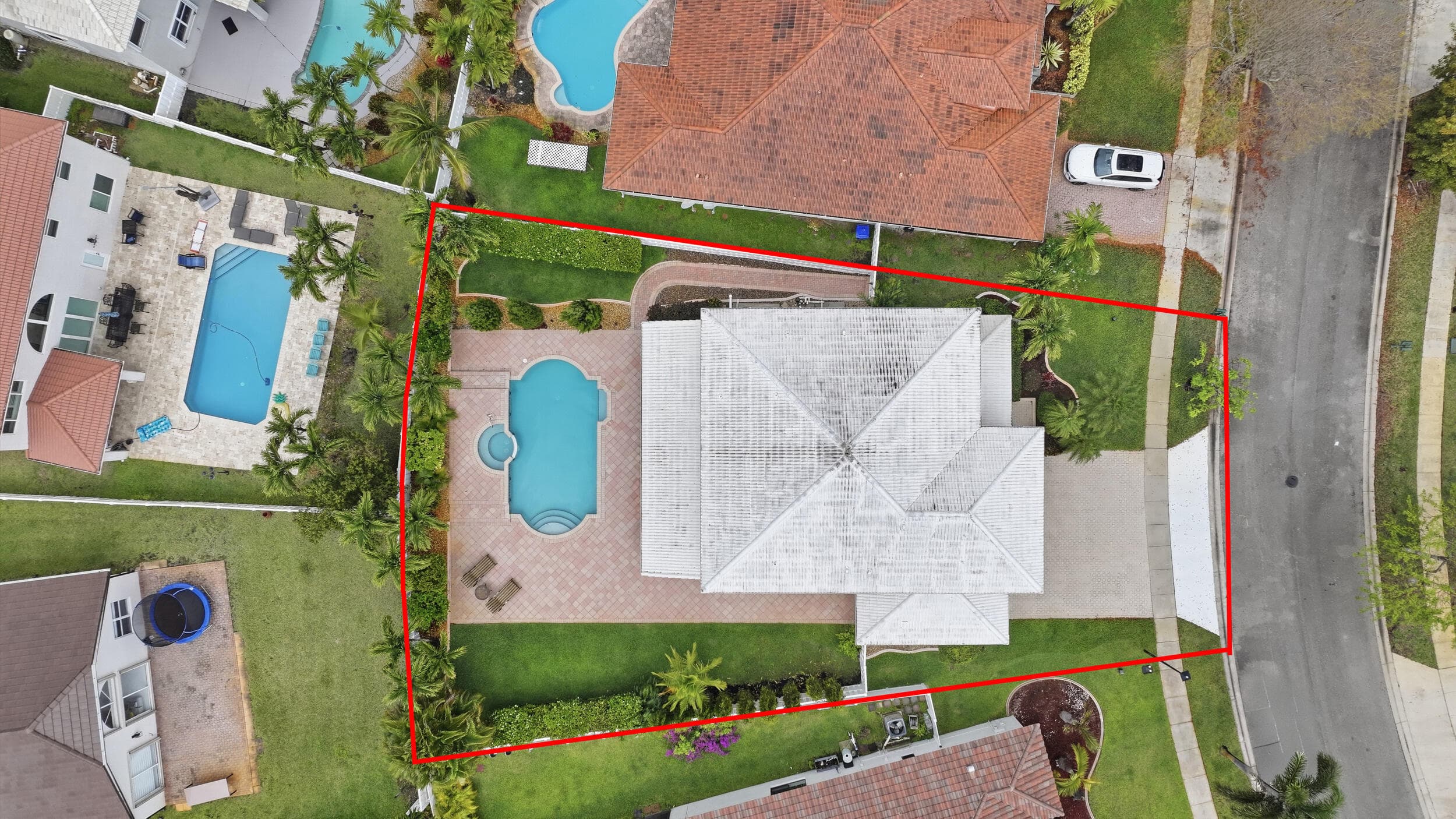 648 SW 168th Terrace, Pembroke Pines, FL 33027 — photo 5 of 56
