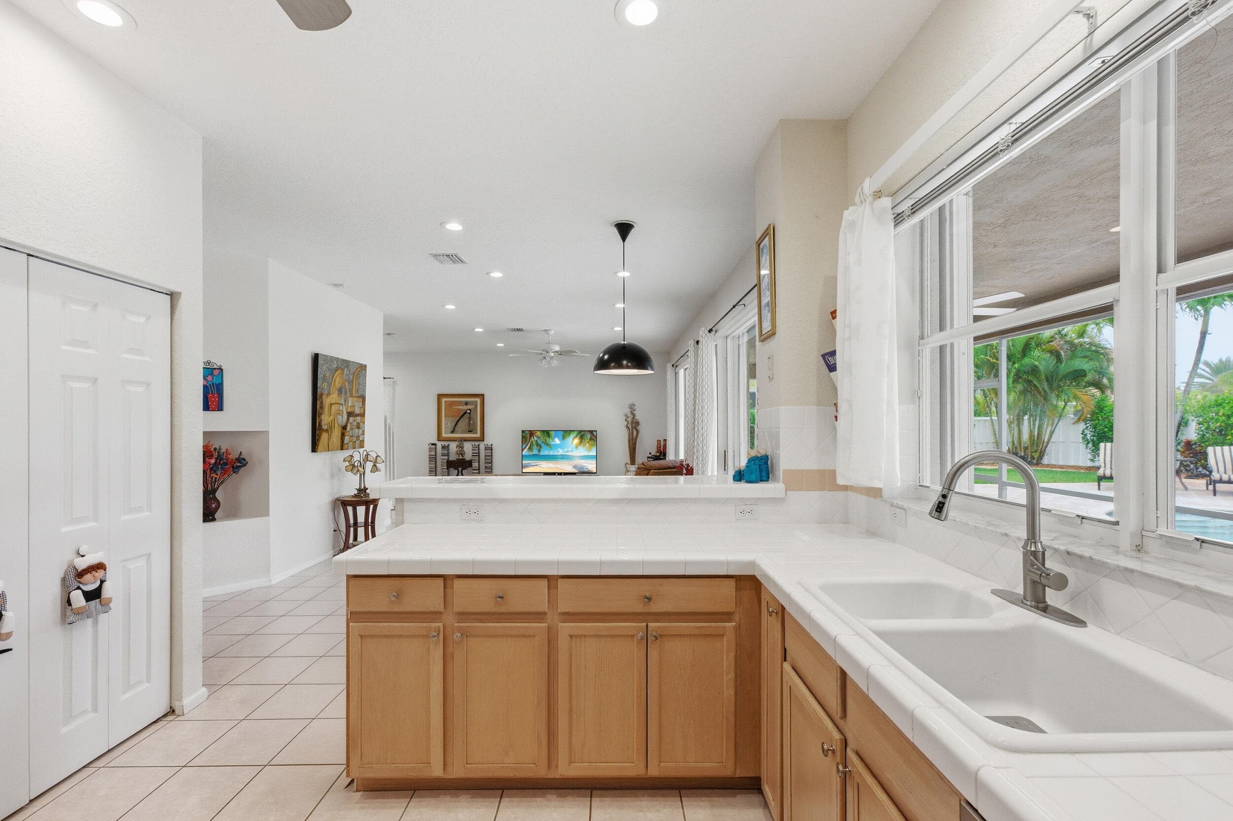 648 SW 168th Terrace, Pembroke Pines, FL 33027 — photo 26 of 56