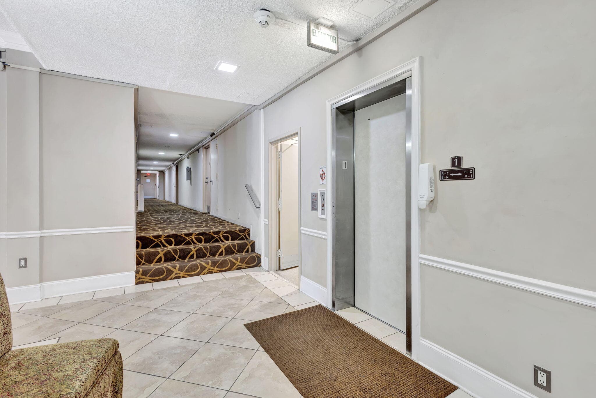 500 Executive Center Drive 3-j, West Palm Beach, FL 33401 — photo 34 of 75