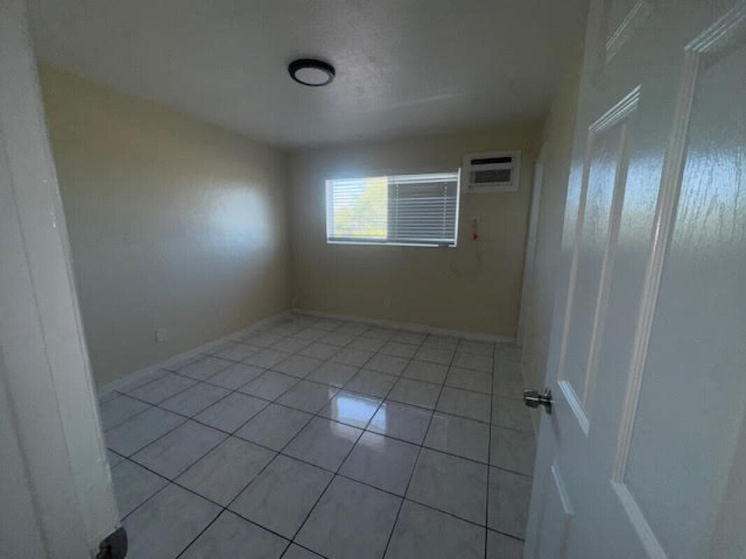 1751 NE 31st Street 26, Pompano Beach, FL 33064 — photo 4 of 8