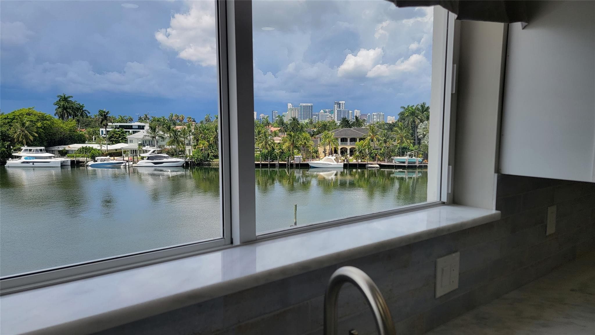 333 Sunset Drive 208, Fort Lauderdale, FL 33301 — photo 3 of 59