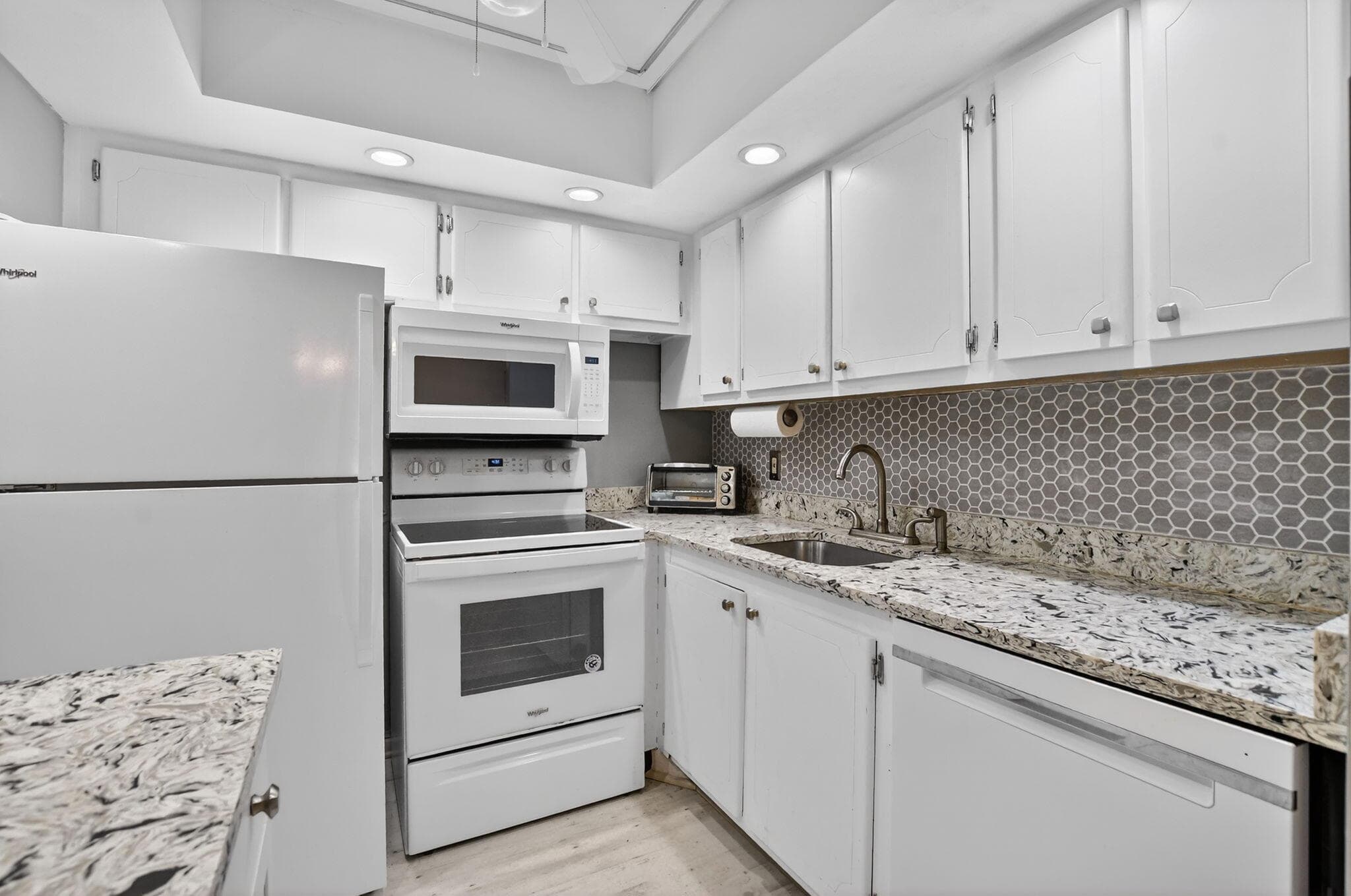 4038 Durham B, Deerfield Beach, FL 33442 — photo 1 of 91