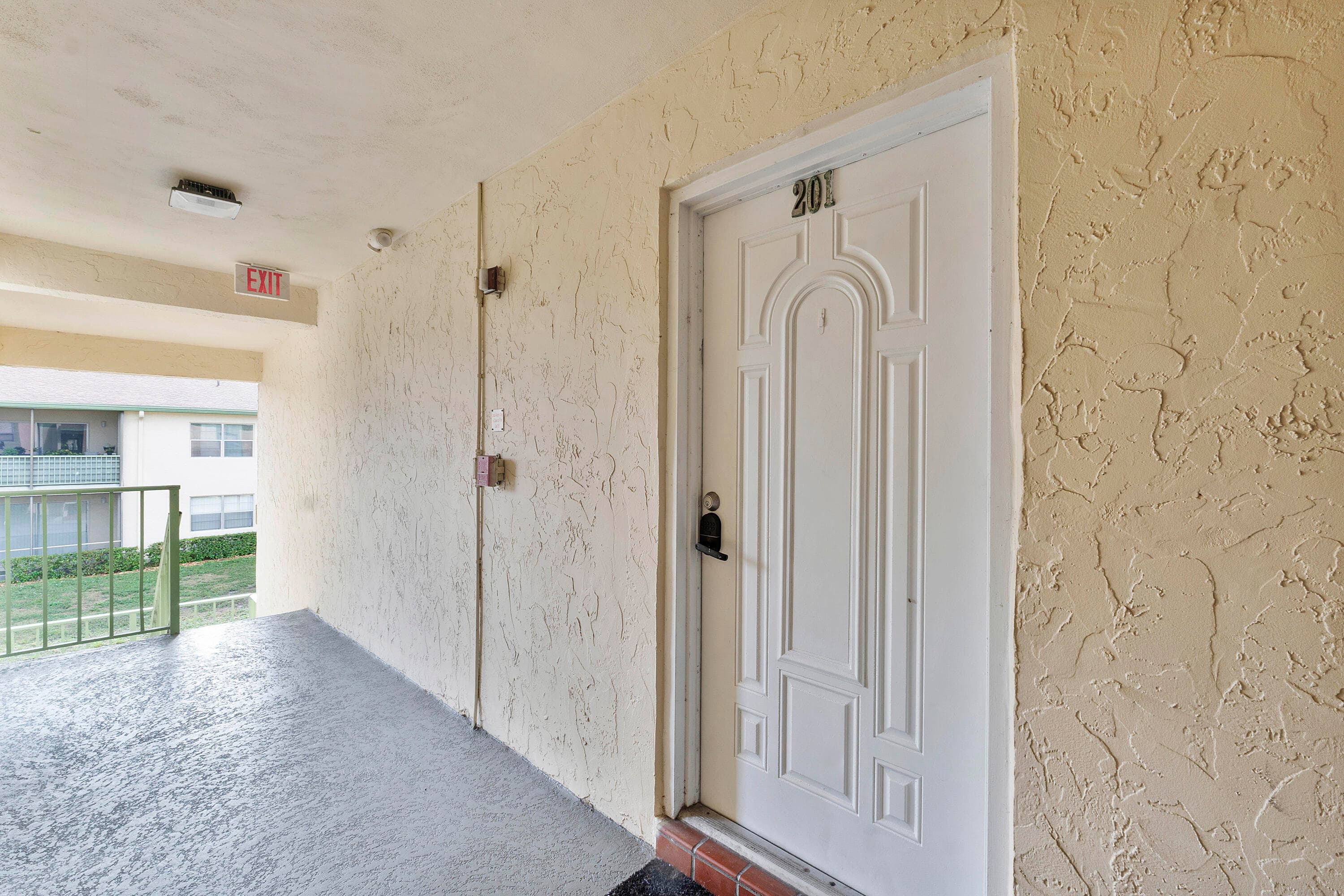 4148 NW 90th Avenue 201, Coral Springs, FL 33065 — photo 2 of 16