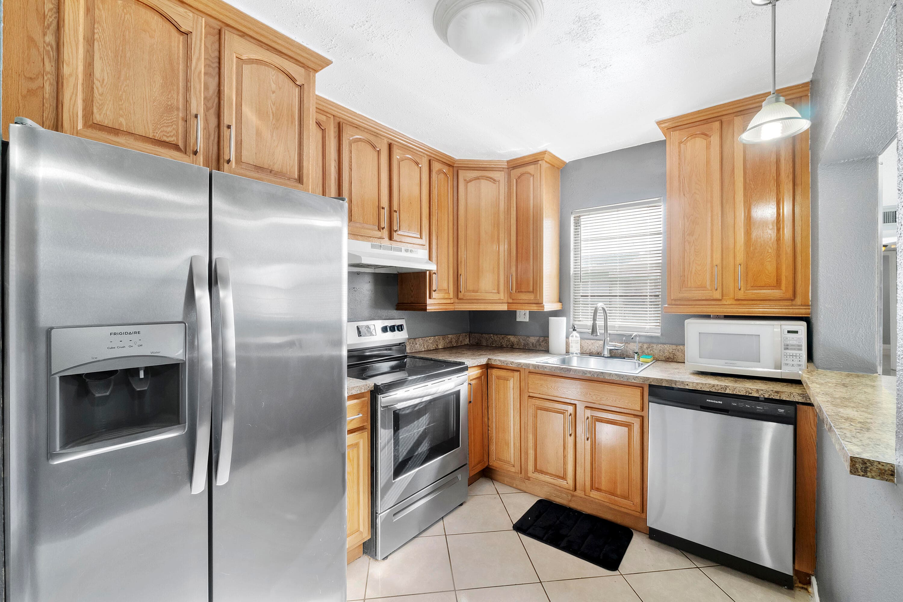 4148 NW 90th Avenue 201, Coral Springs, FL 33065 — photo 3 of 16