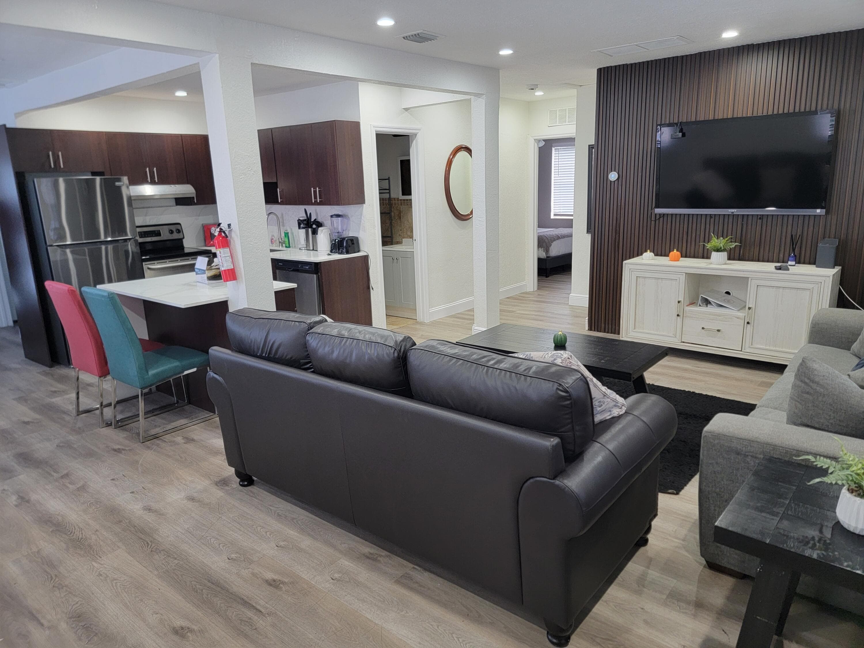 1600 NW 2nd Avenue, Fort Lauderdale, FL 33311 — photo 8 of 48