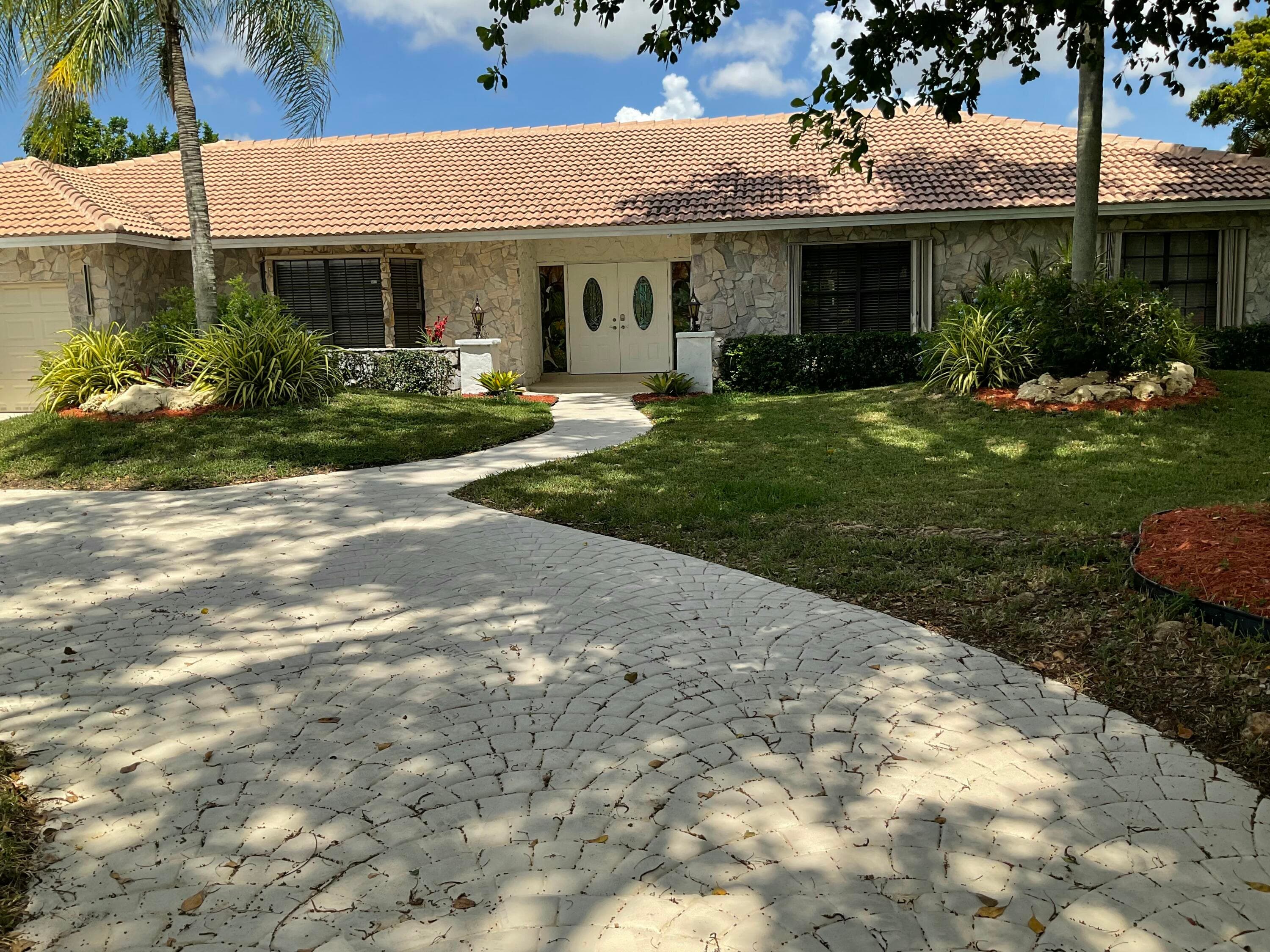 10477 NW 4th Street, Coral Springs, FL 33071 — photo 2 of 41