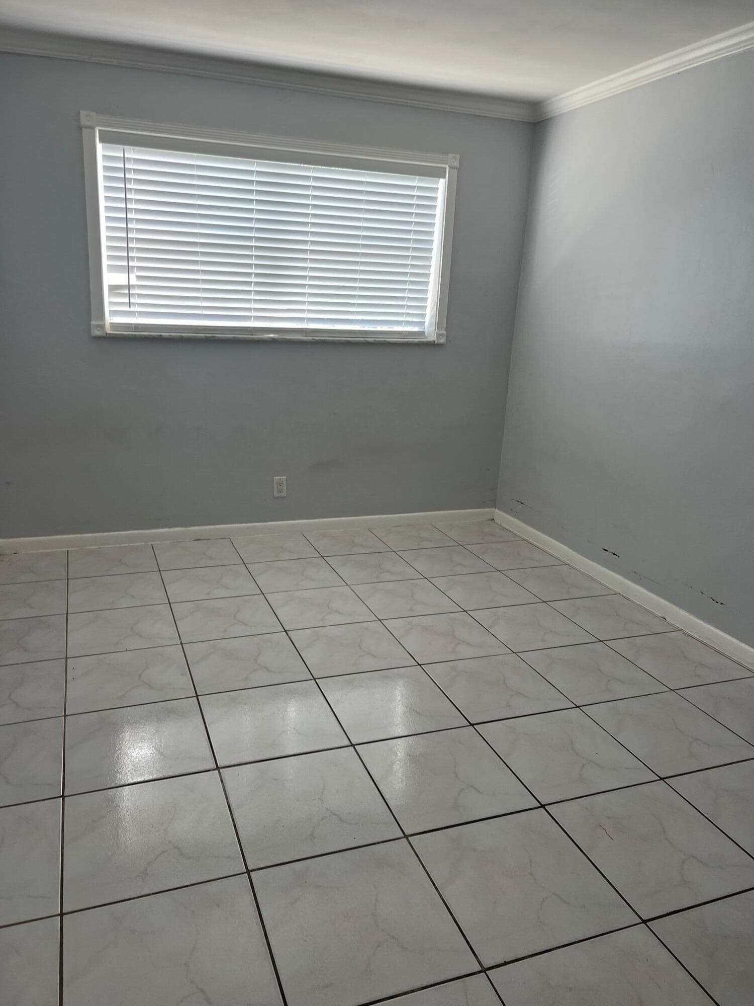 4051 NE 13th Avenue 61-3, Oakland Park, FL 33334 — photo 3 of 13