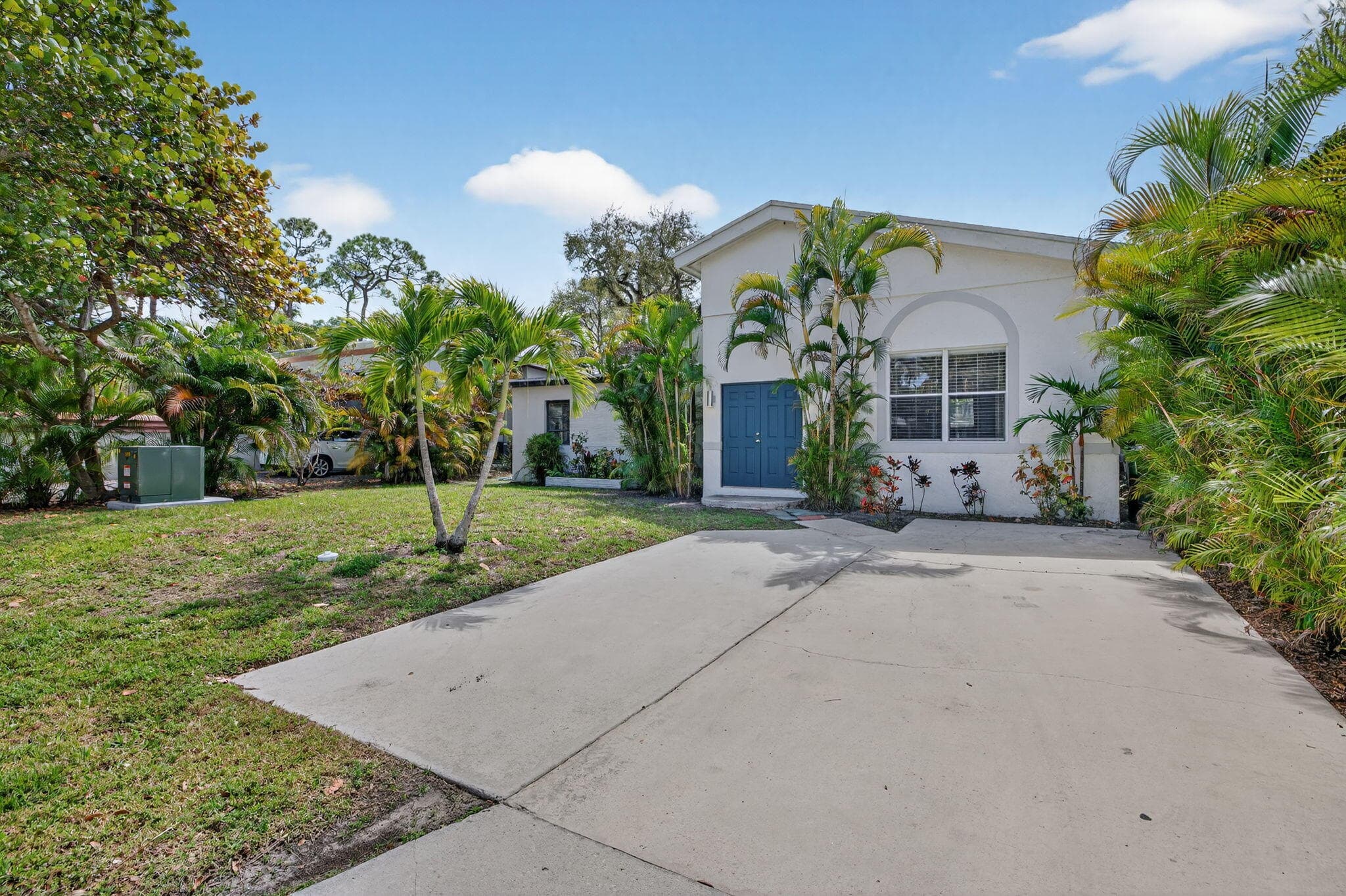 1720 SW 14th Street, Fort Lauderdale, FL 33312 — photo 3 of 92