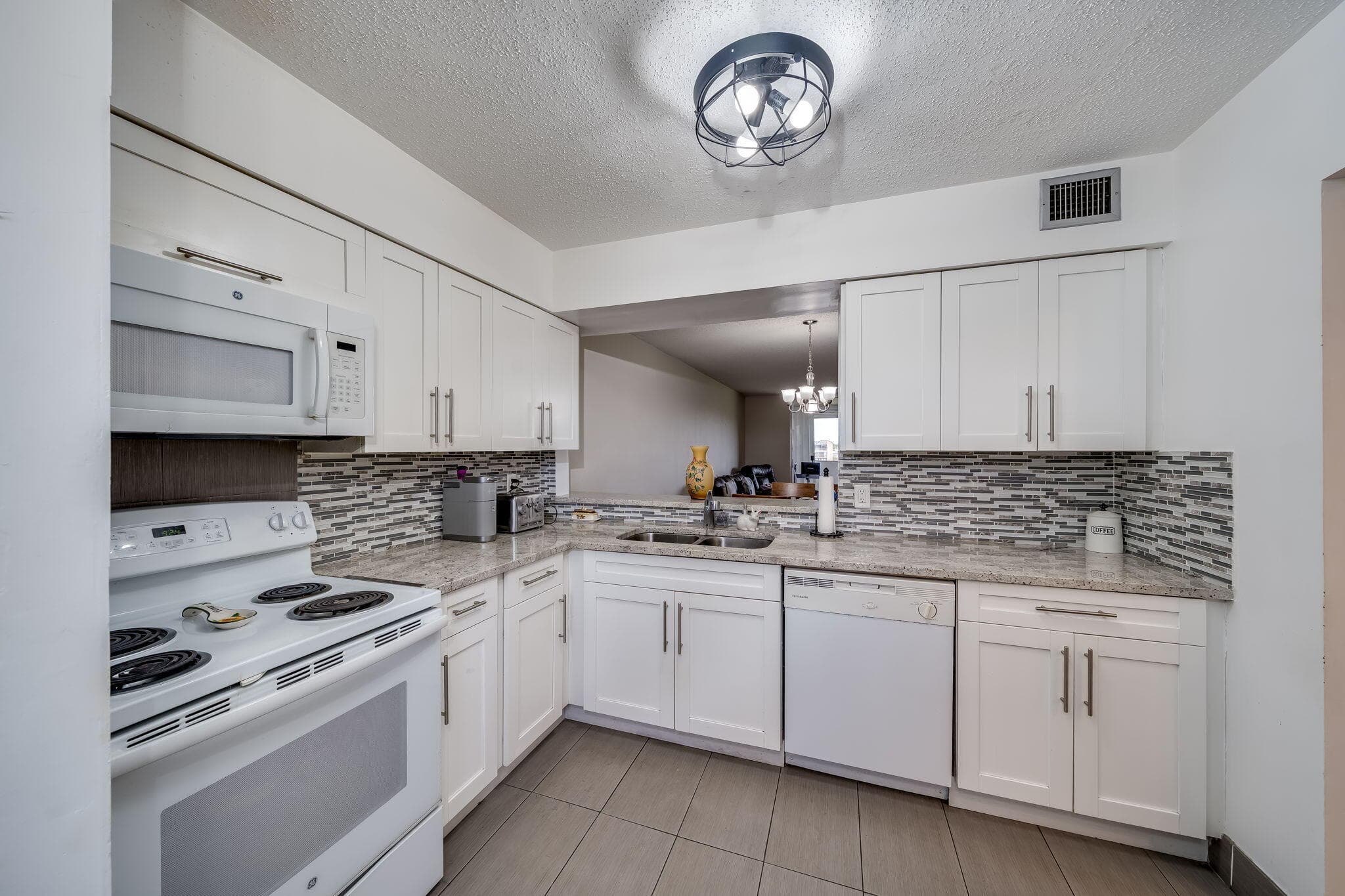 7301 NW 1st Street 402, Margate, FL 33063 — photo 7 of 49