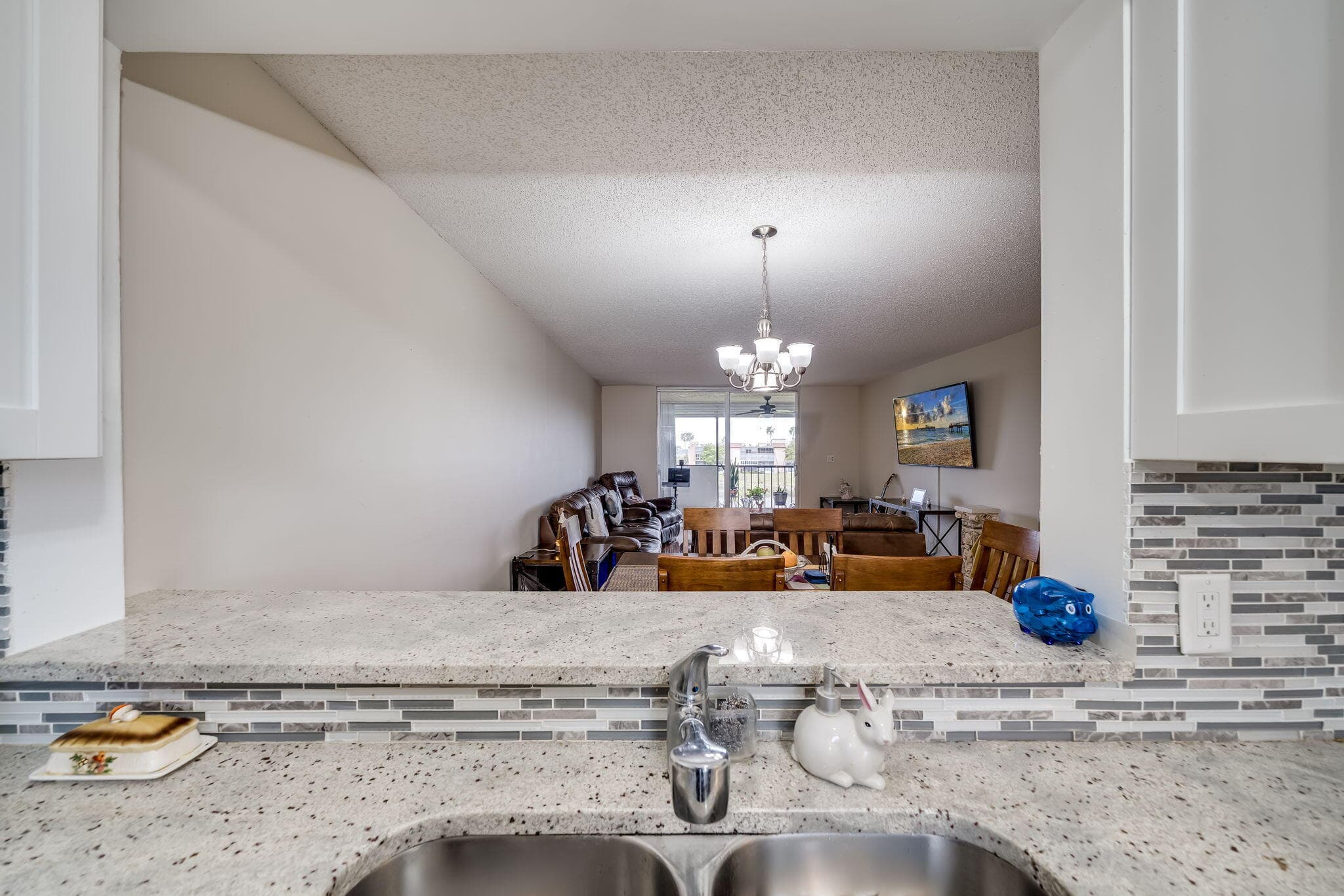 7301 NW 1st Street 402, Margate, FL 33063 — photo 9 of 49
