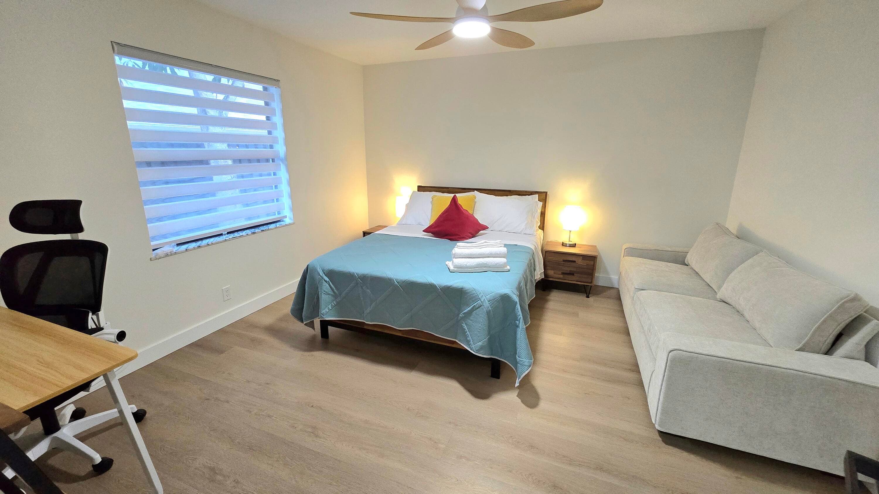 1236 NE 12th Avenue B, Fort Lauderdale, FL 33304 — photo 12 of 21