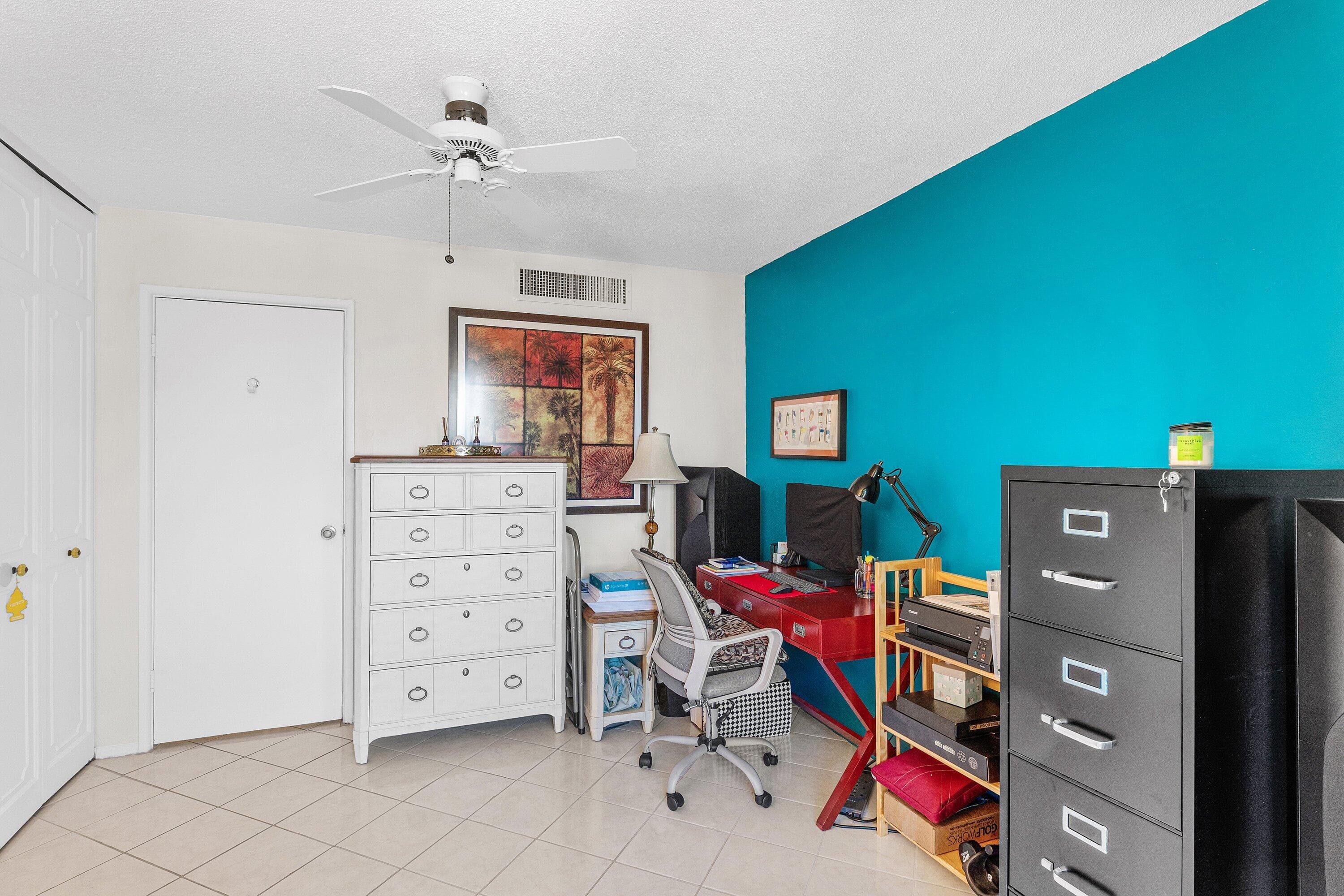 2561 Boundbrook Boulevard 209, Palm Springs, FL 33406 — photo 19 of 39