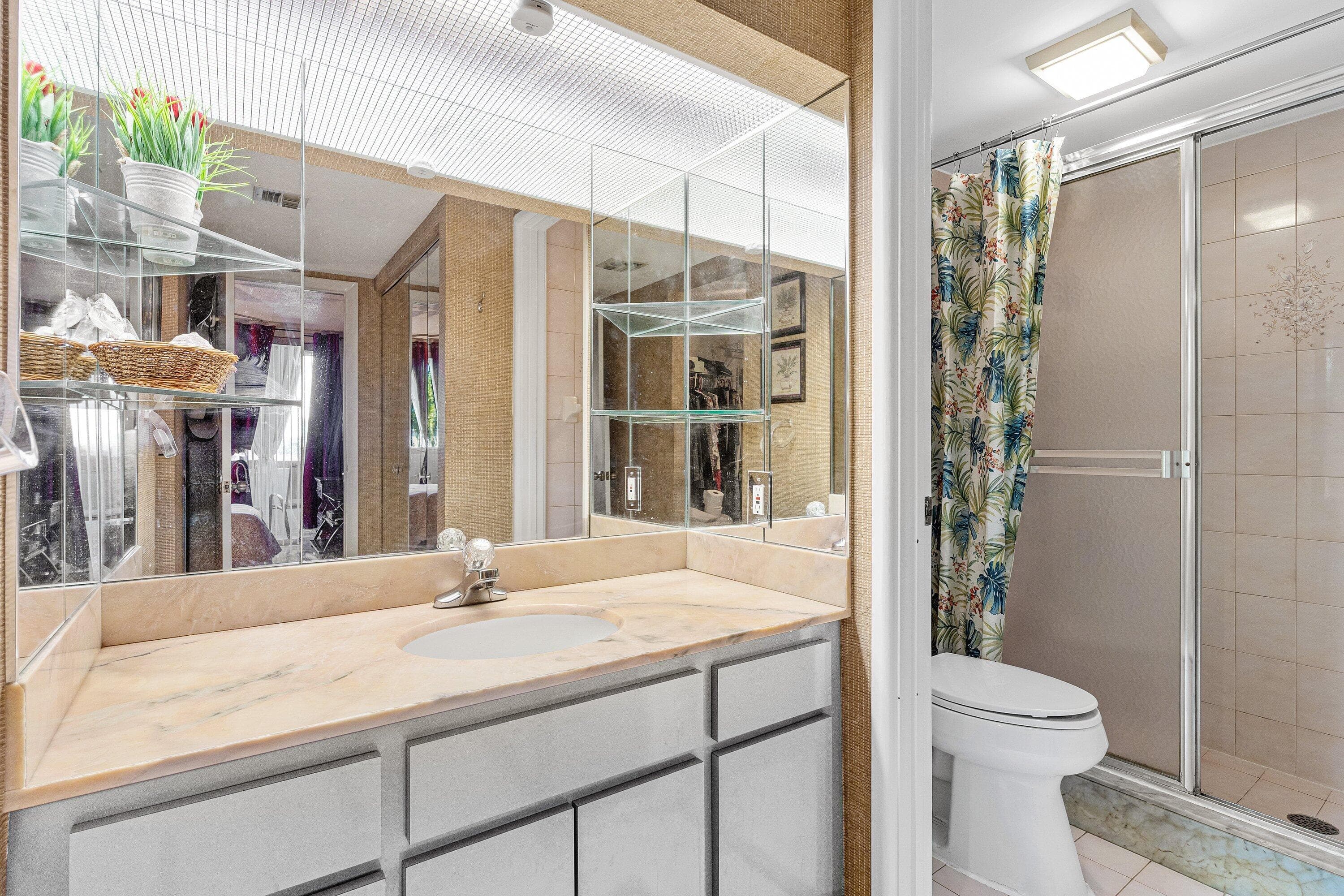 2561 Boundbrook Boulevard 209, Palm Springs, FL 33406 — photo 25 of 39