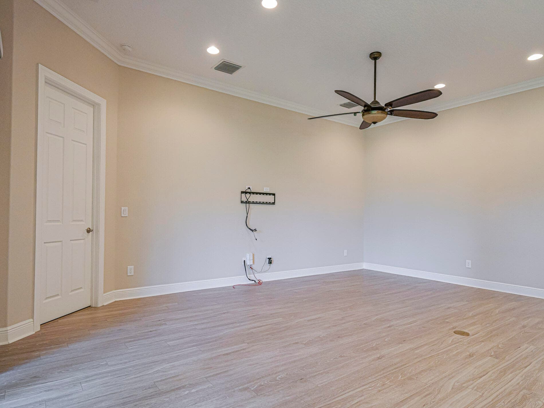 7473 White Oak Lane, Vero Beach, FL 32966 — photo 7 of 37
