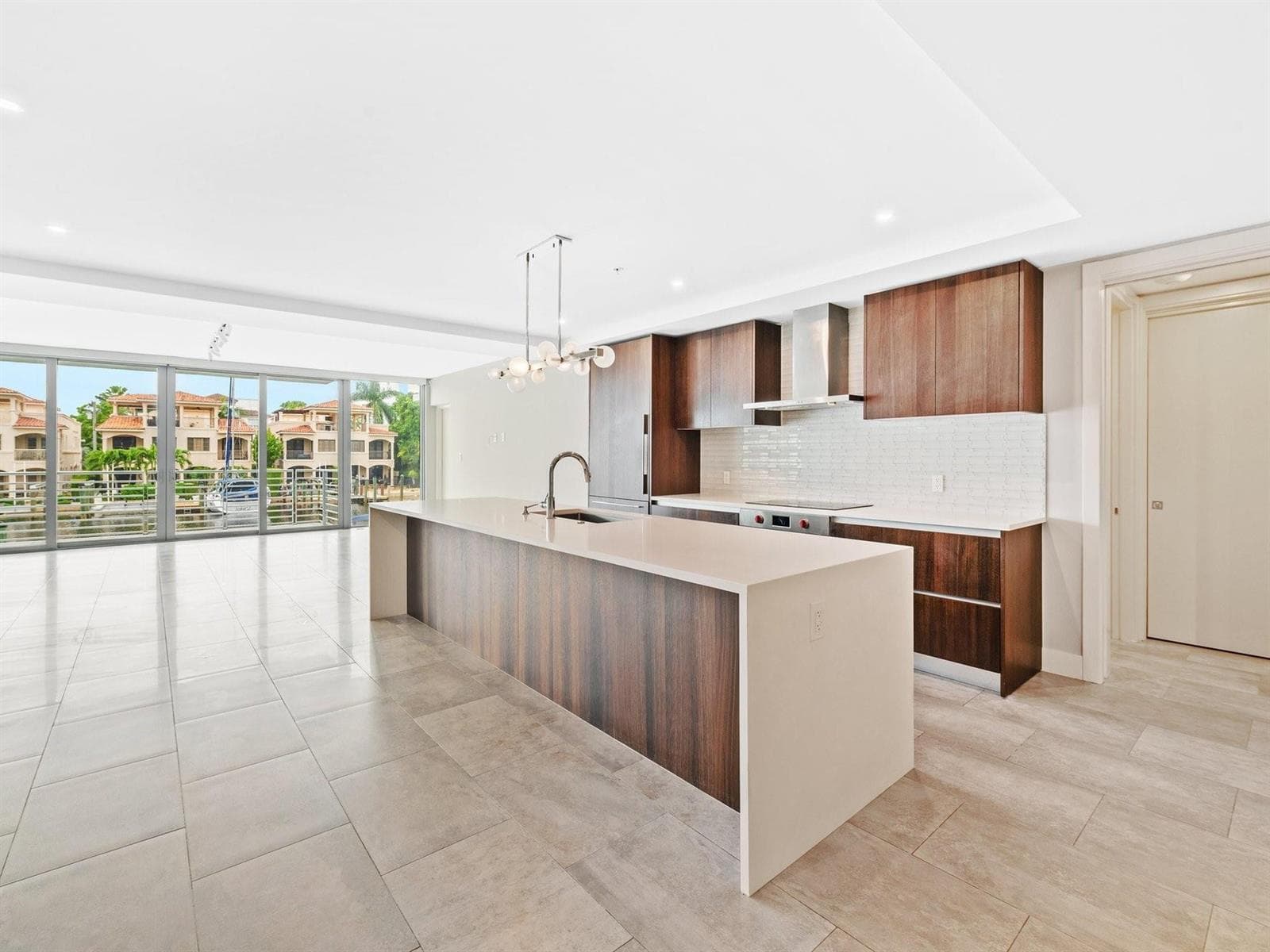 133 Isle Of Venice Drive 201, Fort Lauderdale, FL 33301 — photo 4 of 47