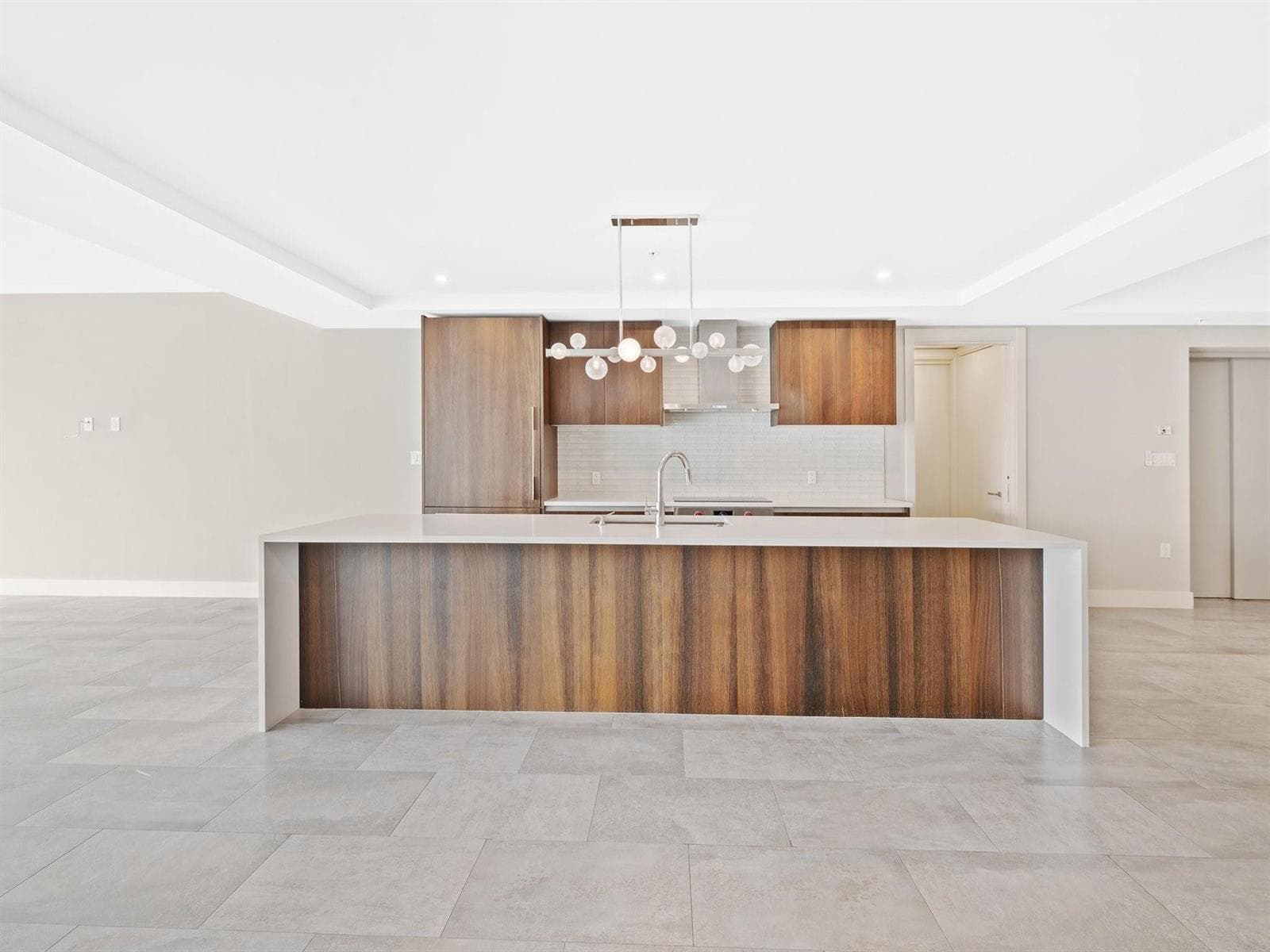 133 Isle Of Venice Drive 201, Fort Lauderdale, FL 33301 — photo 10 of 47
