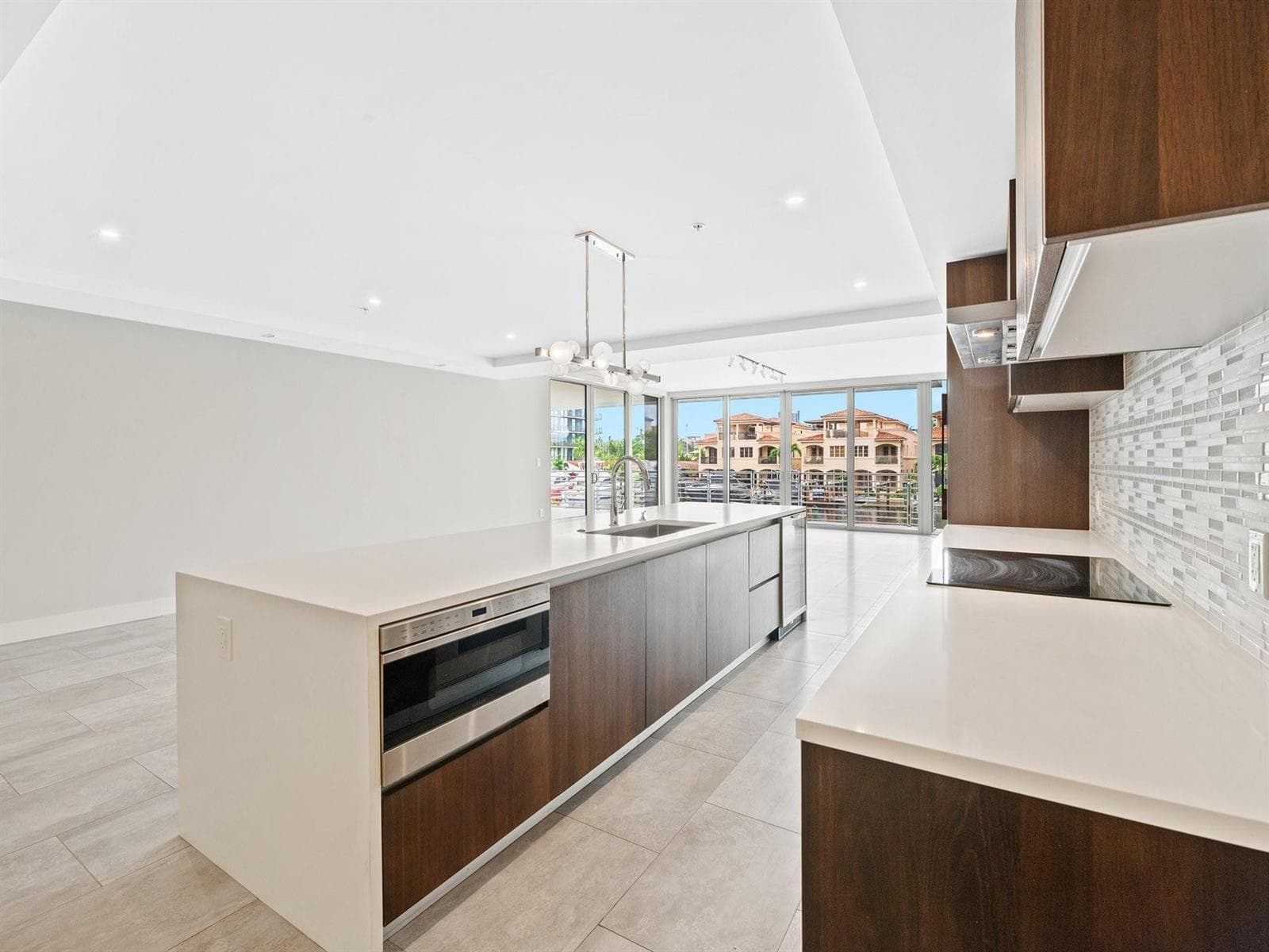 133 Isle Of Venice Drive 201, Fort Lauderdale, FL 33301 — photo 11 of 47