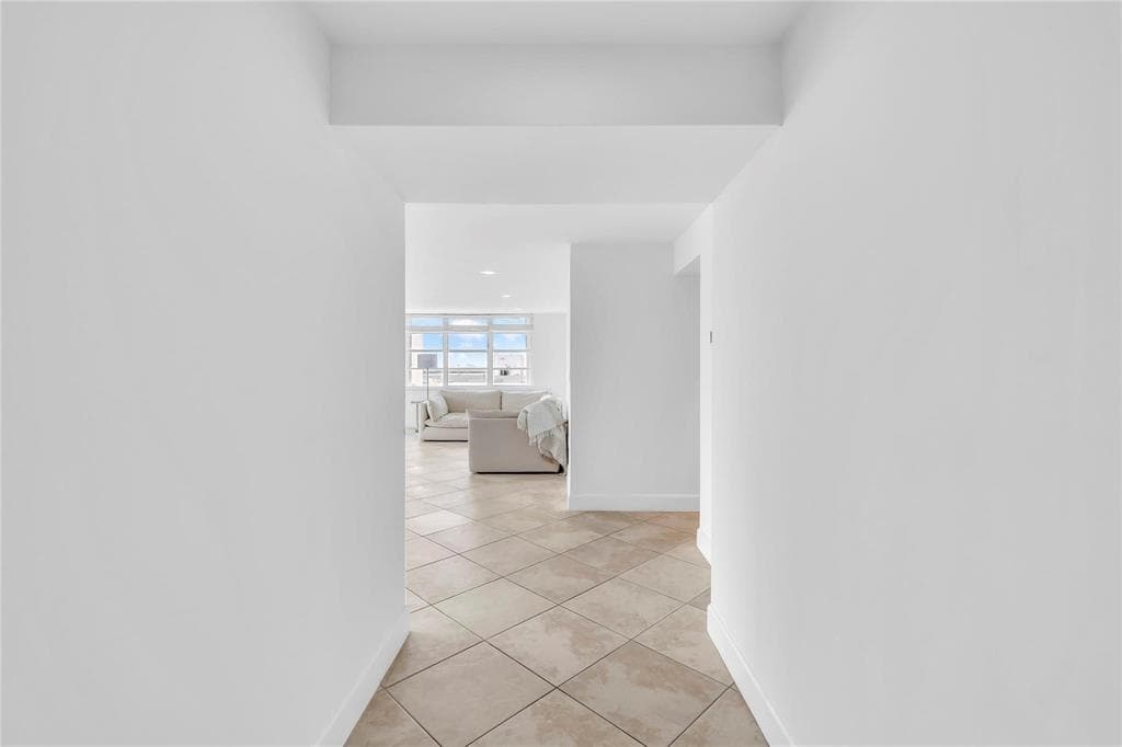 2750 NE 183rd Street 2202, Aventura, FL 33160 — photo 24 of 29