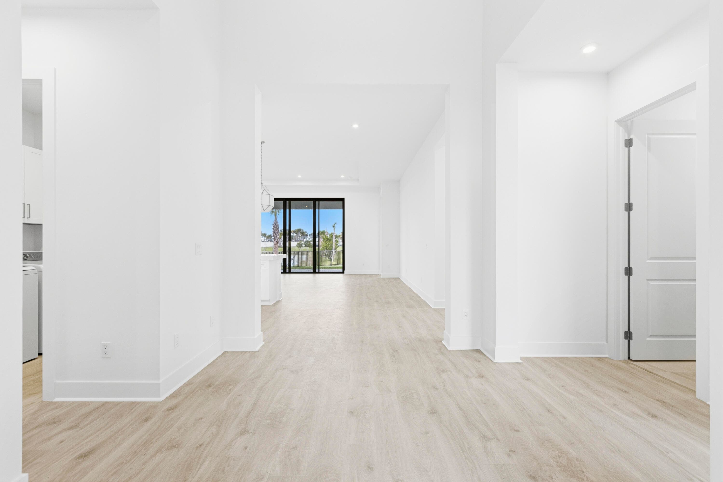 13921 Vivant Drive, Palm Beach Gardens, FL 33412 — photo 3 of 58