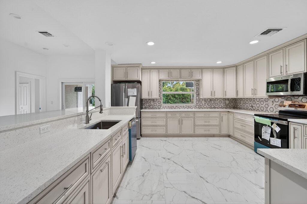 376 SW Paar Drive, Port St. Lucie, FL 34953 — photo 17 of 47