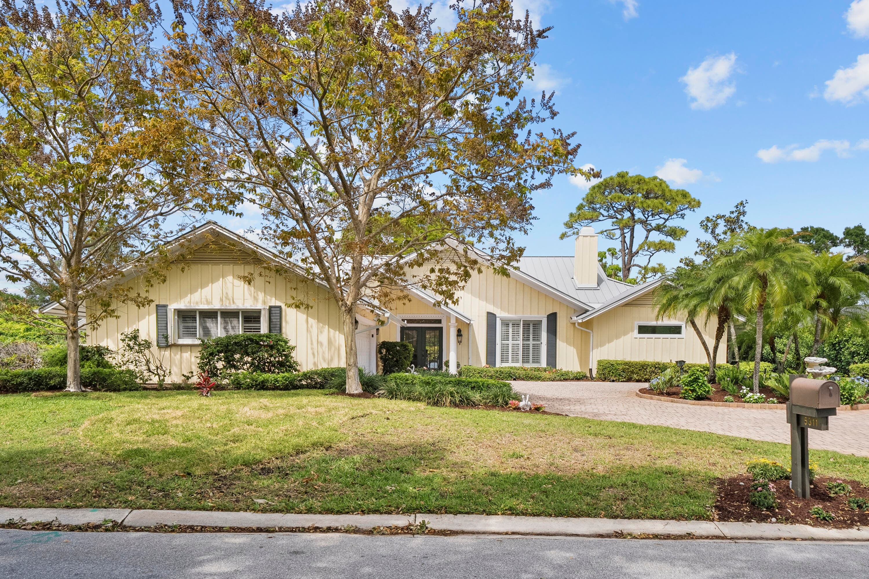 5311 SE Burning Tree Circle, Stuart, FL 34997 — photo 1 of 79