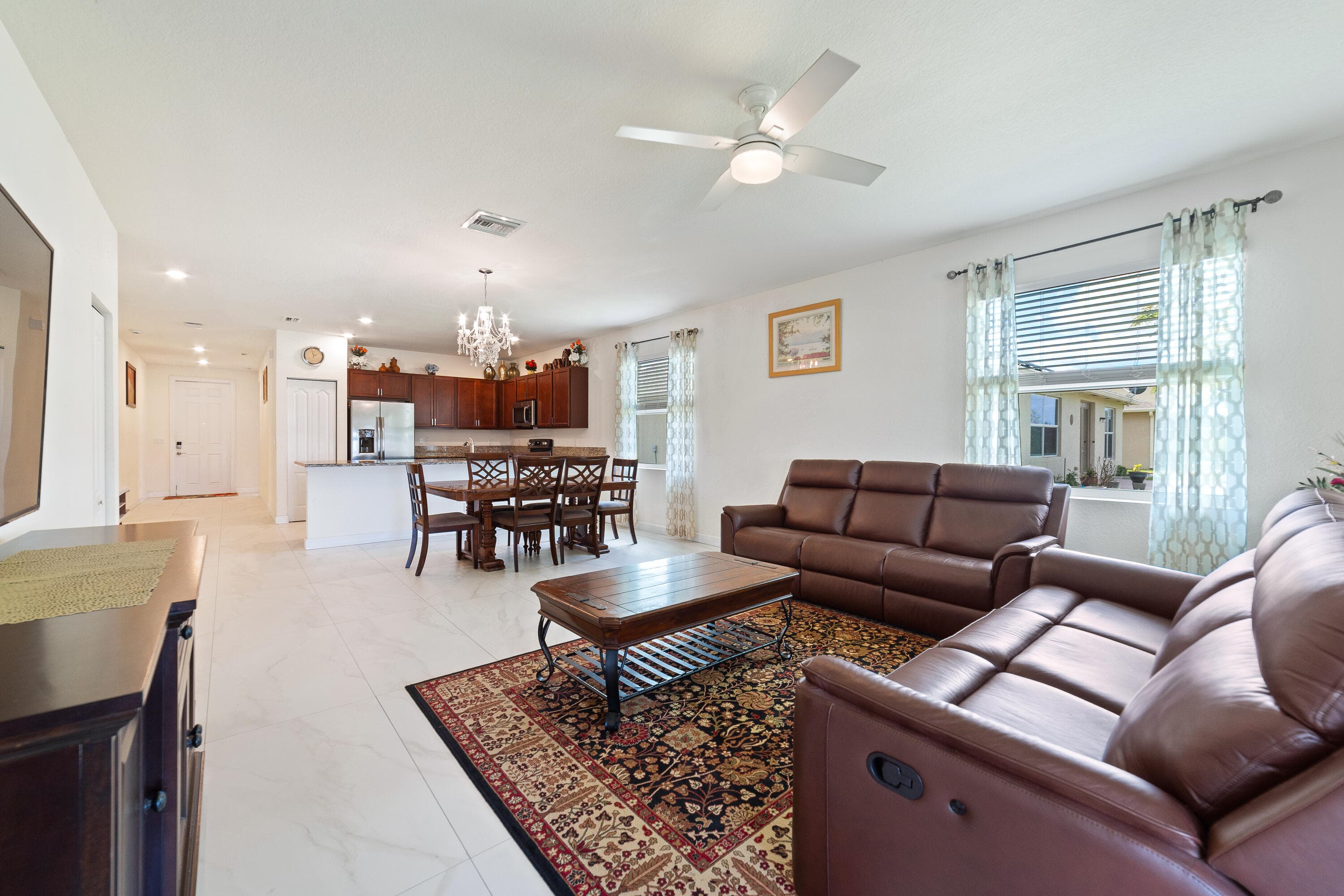 879 Bent Creek Drive, Fort Pierce, FL 34947 — photo 10 of 35