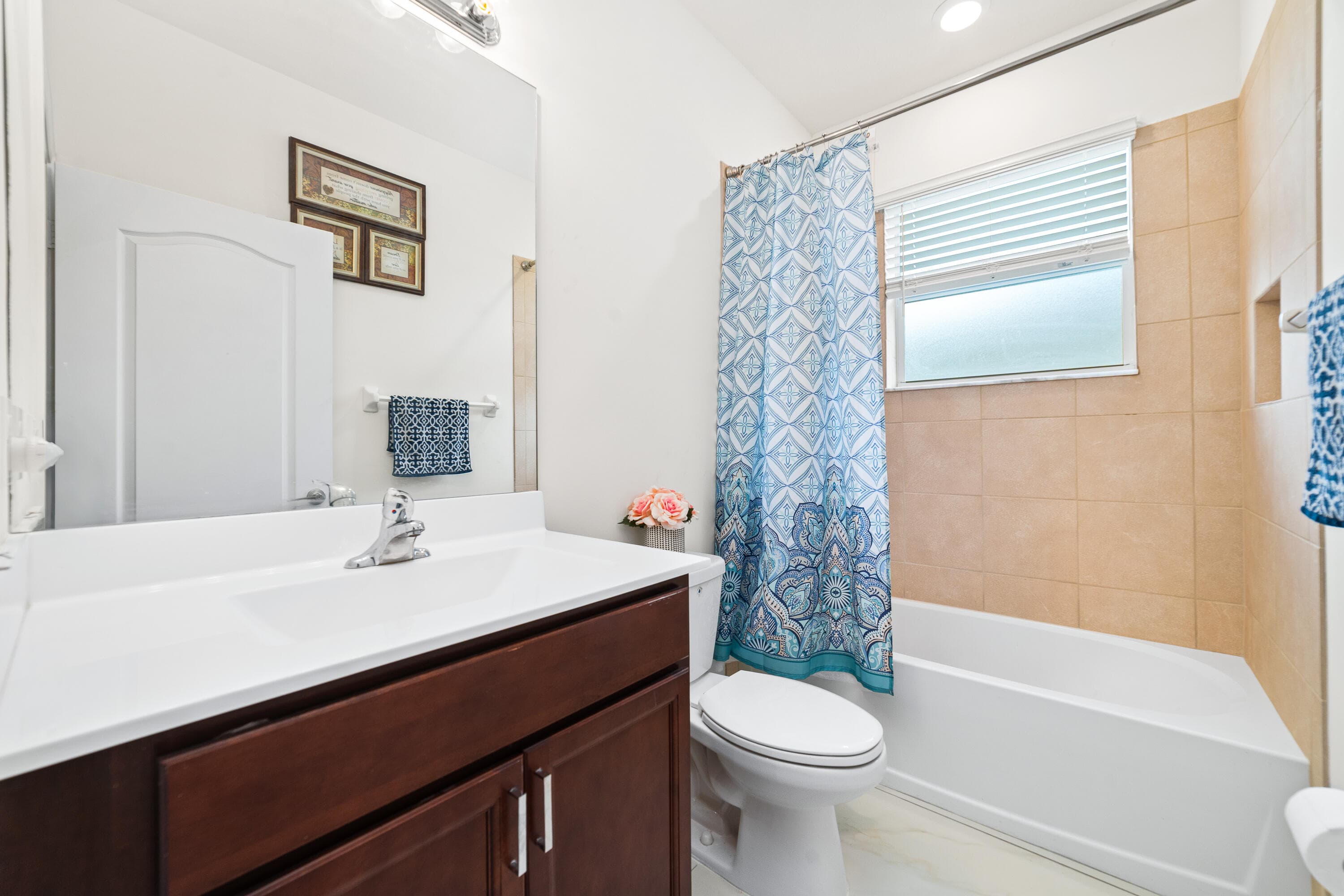 879 Bent Creek Drive, Fort Pierce, FL 34947 — photo 12 of 35