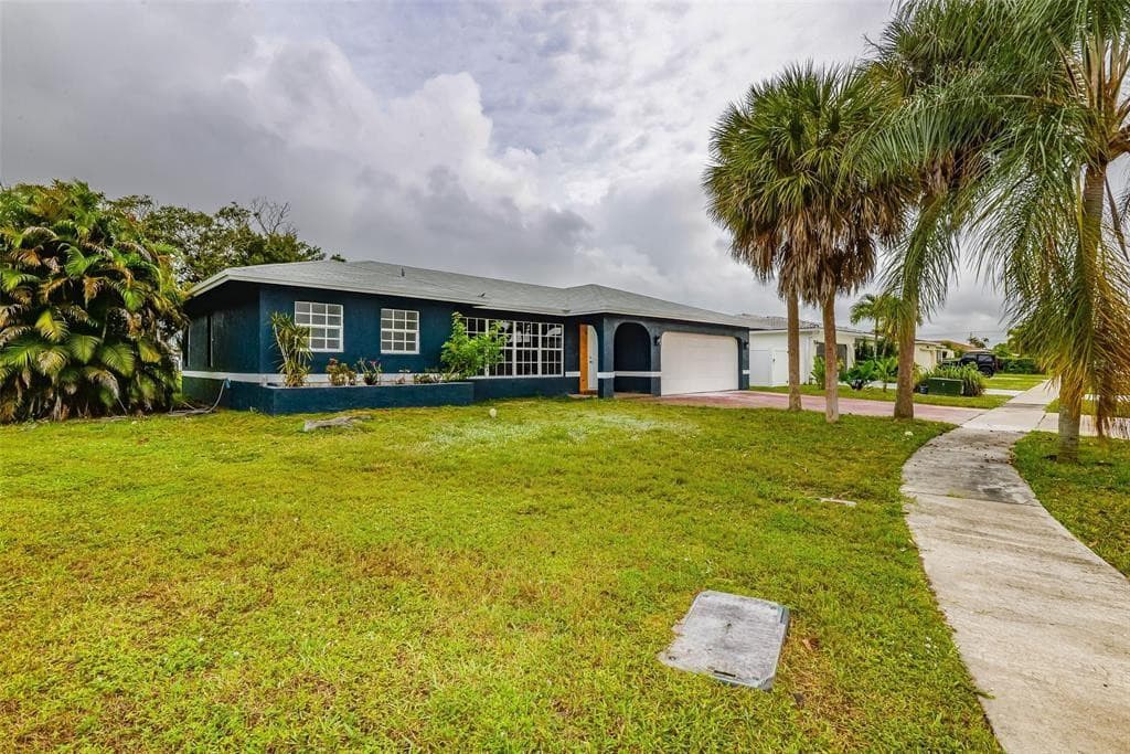 22500 Labrador Street, Boca Raton, FL 33428 — photo 3 of 27