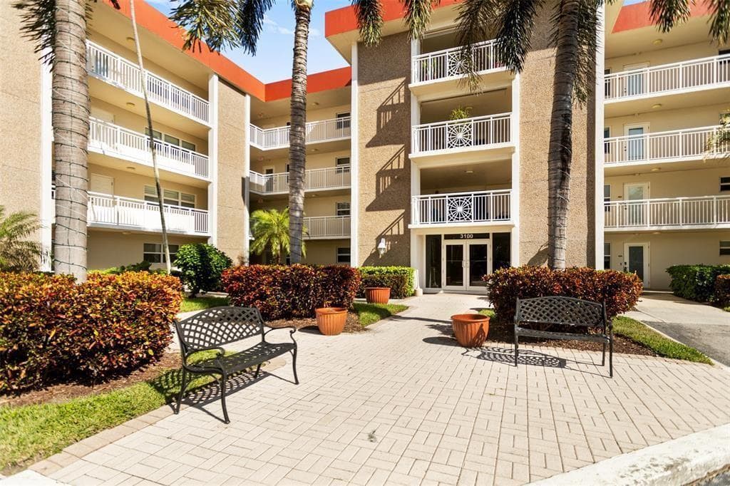 3100 NE 48th Court 413, Lighthouse Point, FL 33064 — photo 1 of 38